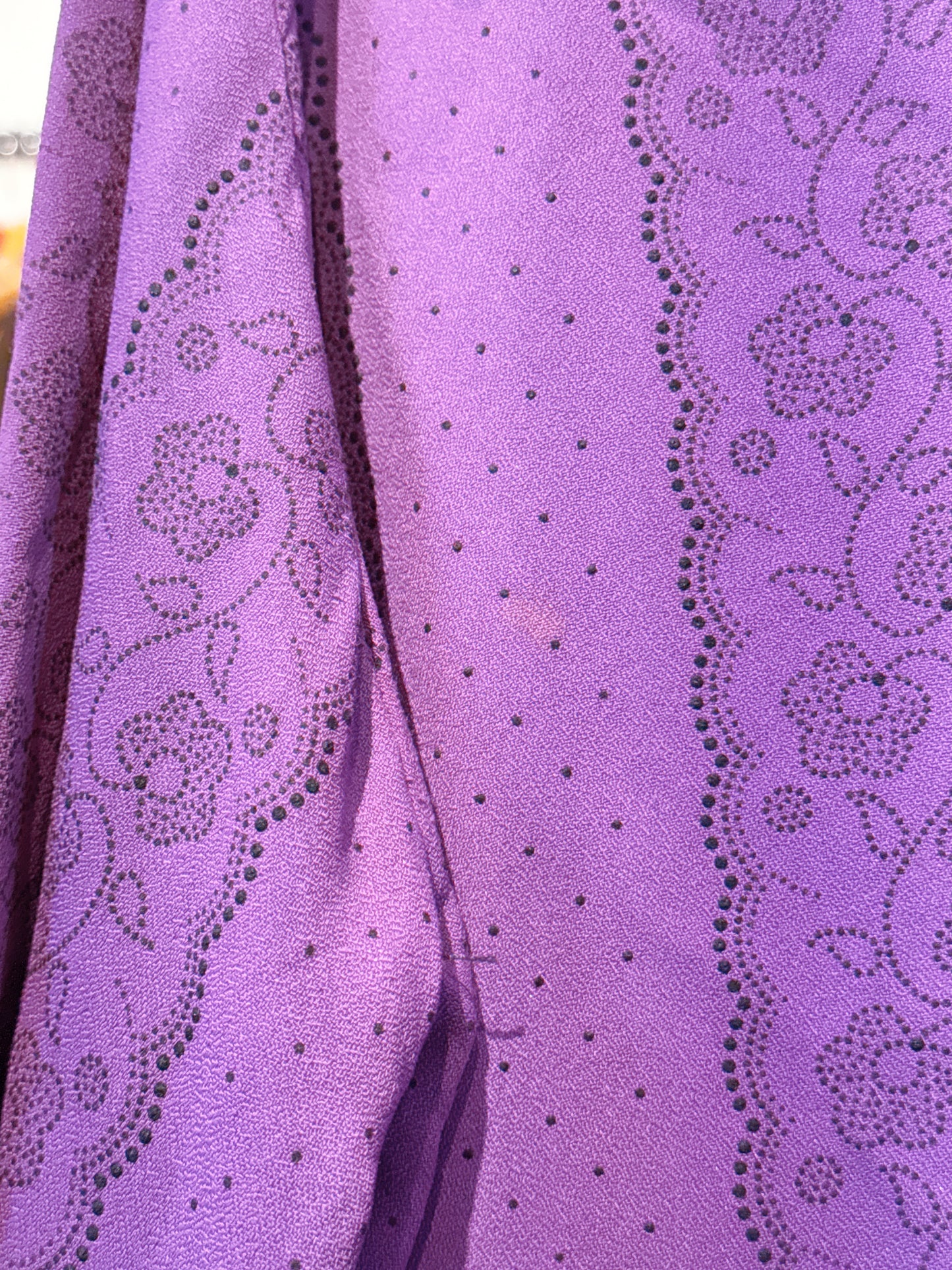 RARE 1970s Purple Floral HUGE Dagger Collar w/ Bishop Sleeves Button Up Top