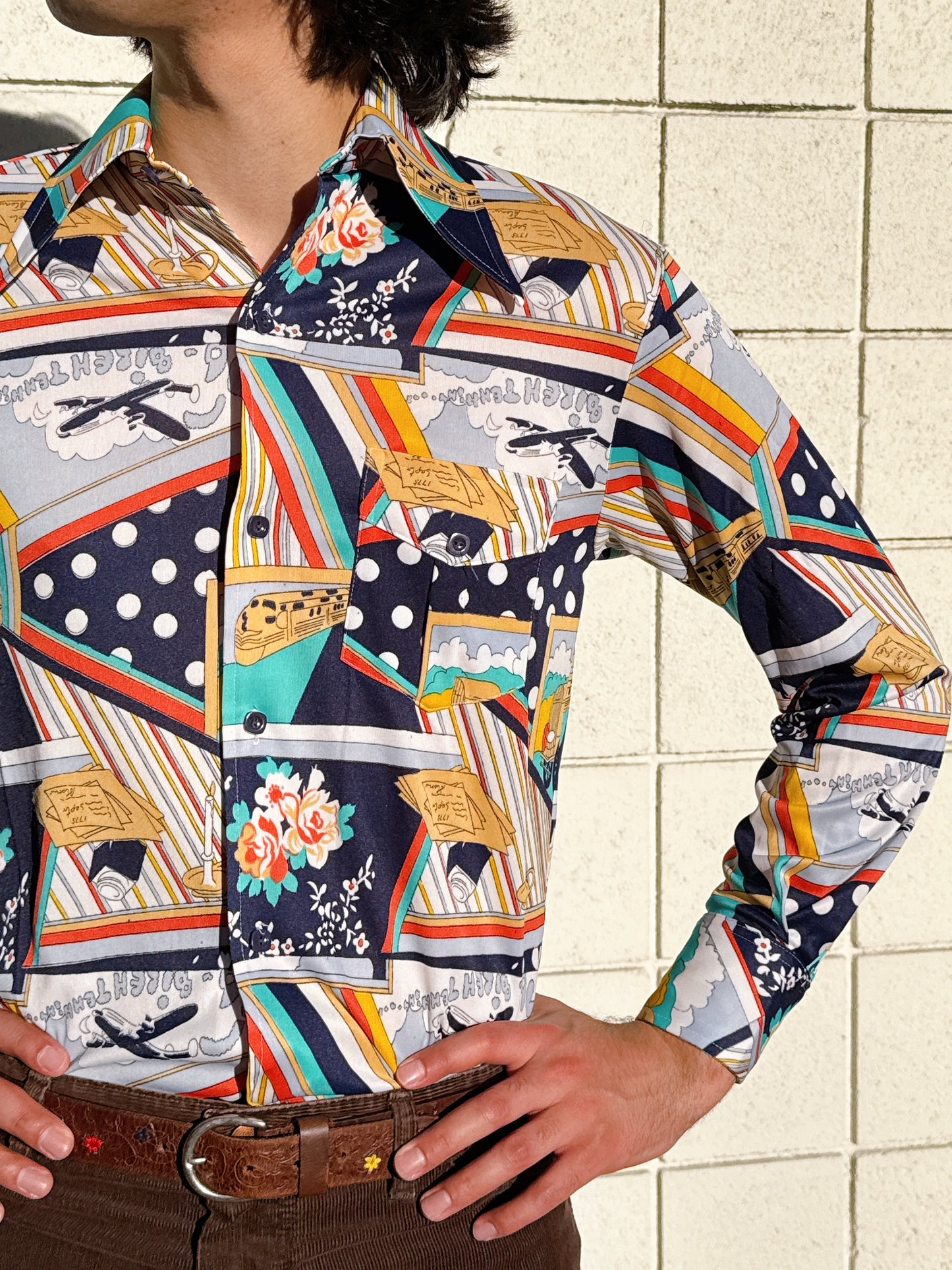 1970s Bicentennial Novelty Abstract Nylon Button Up Top