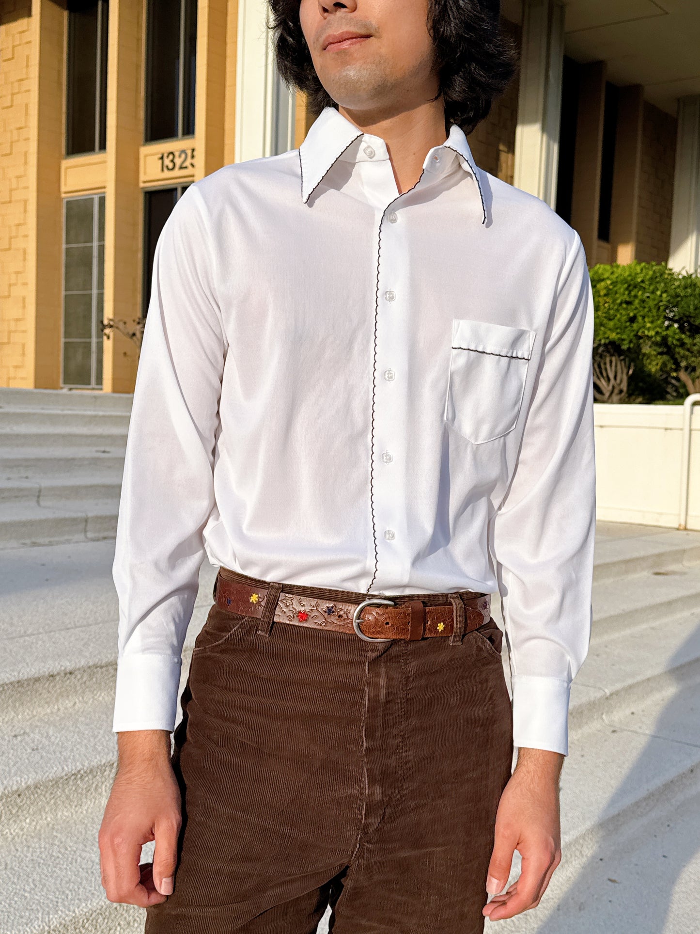 1970s White and Black Scallop Trim Button Up Top