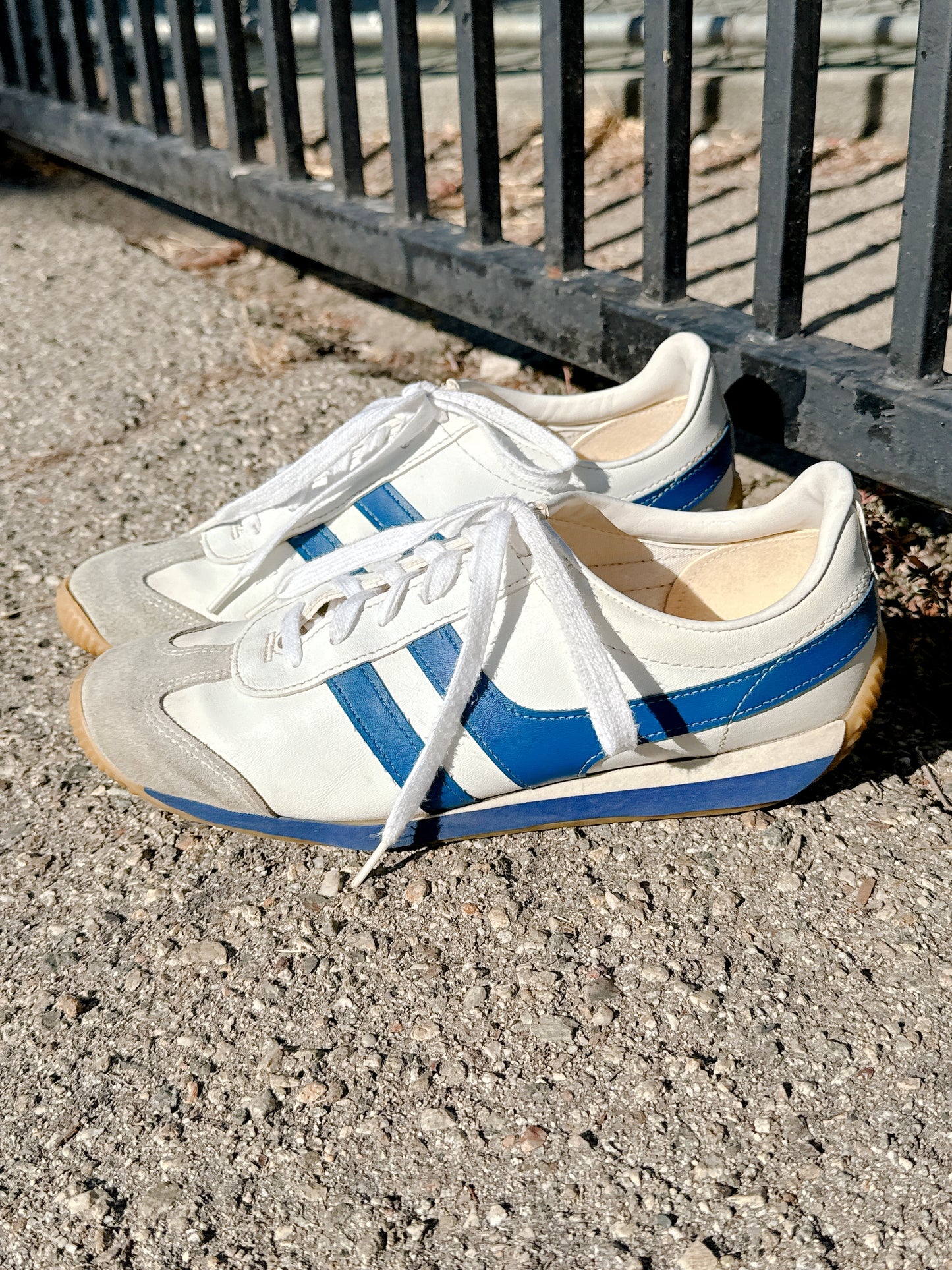 1970s Leather Navy & White Sneakers by Sears Size 8