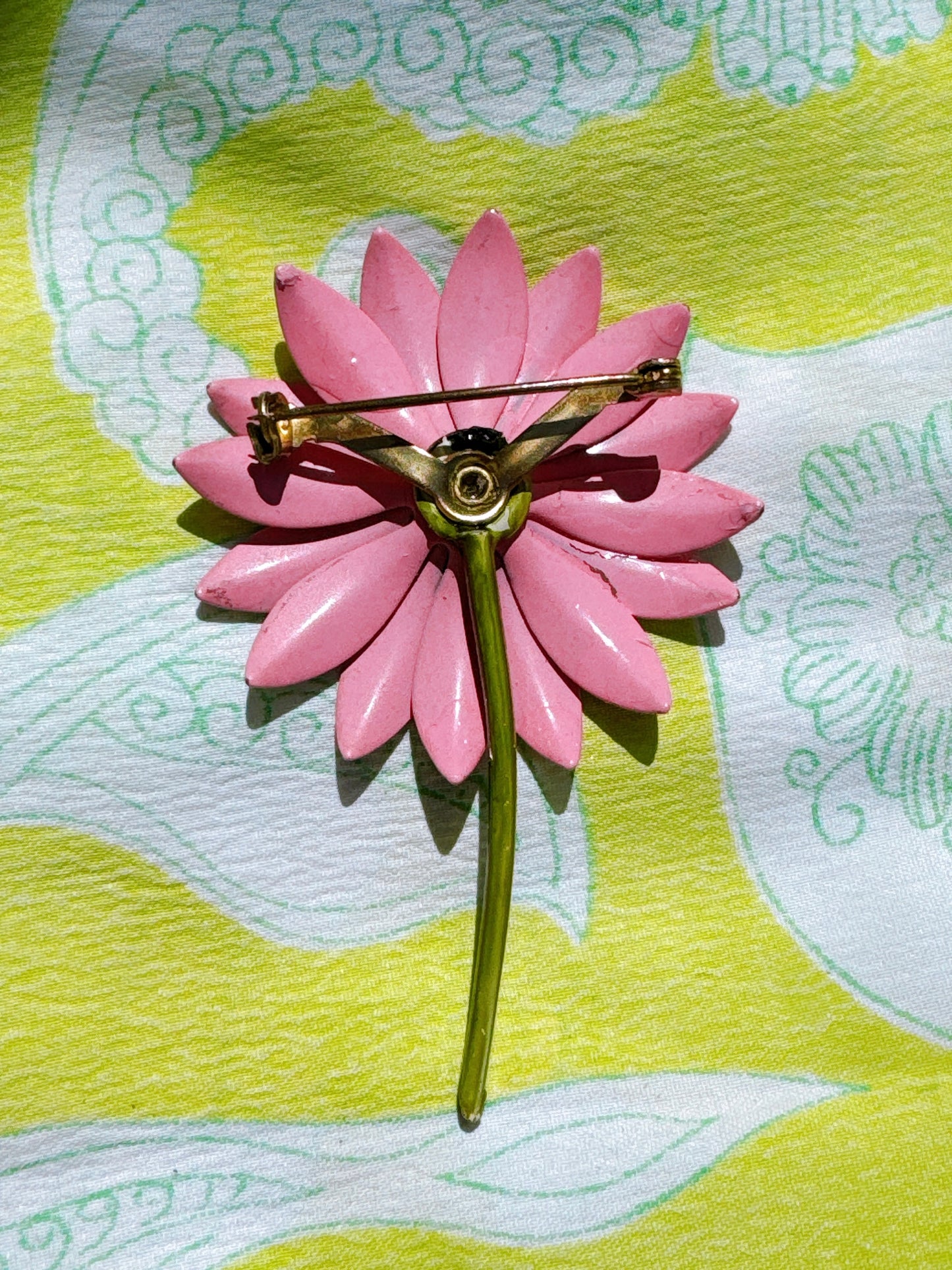 1960s Pink & Yellow Daisy Flower Power Enamel Pin