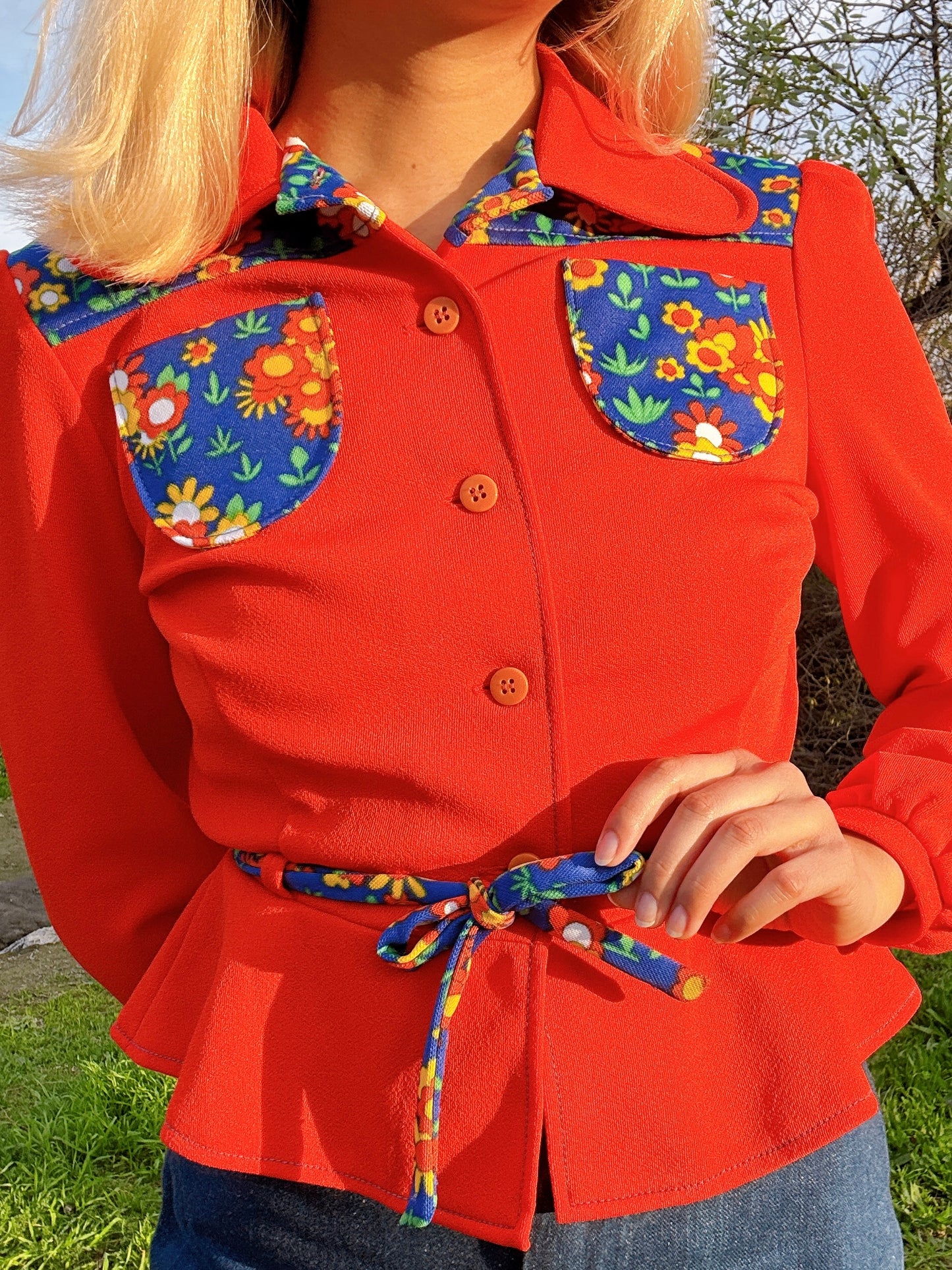 1970s Blue Floral & Red Polyester Peplum Top with Beagle Collar