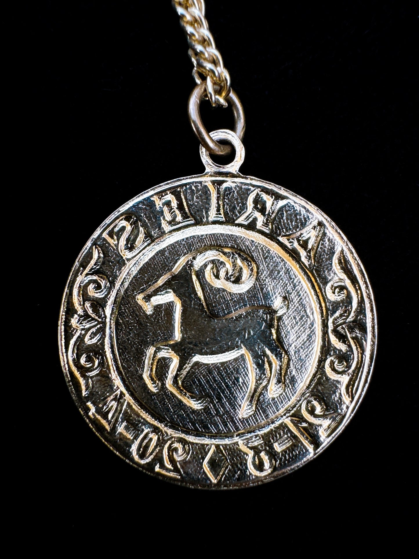 1970s Deadstock Aires Astrology Zodiac Necklace