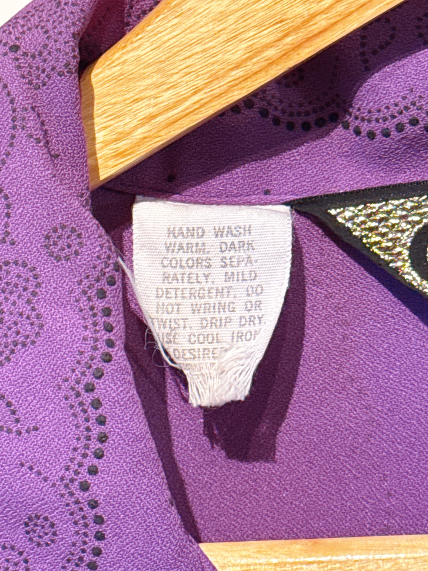 RARE 1970s Purple Floral HUGE Dagger Collar w/ Bishop Sleeves Button Up Top