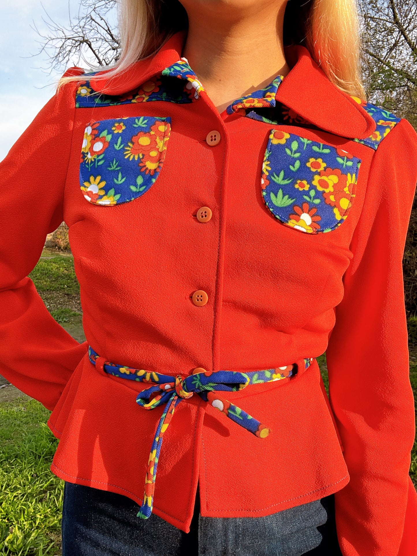 1970s Blue Floral & Red Polyester Peplum Top with Beagle Collar