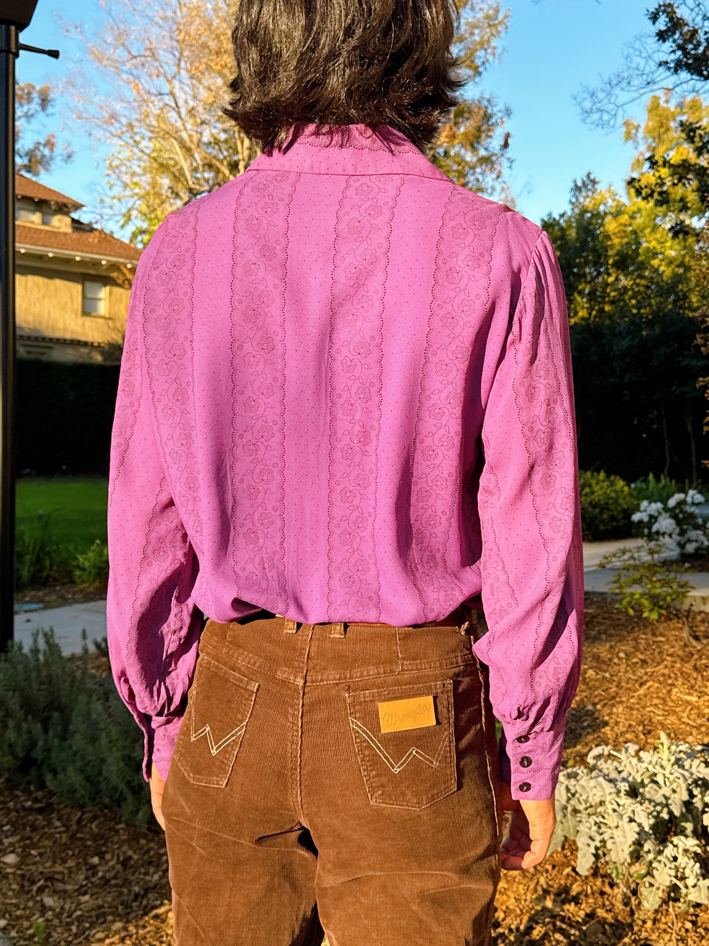 RARE 1970s Purple Floral HUGE Dagger Collar w/ Bishop Sleeves Button Up Top