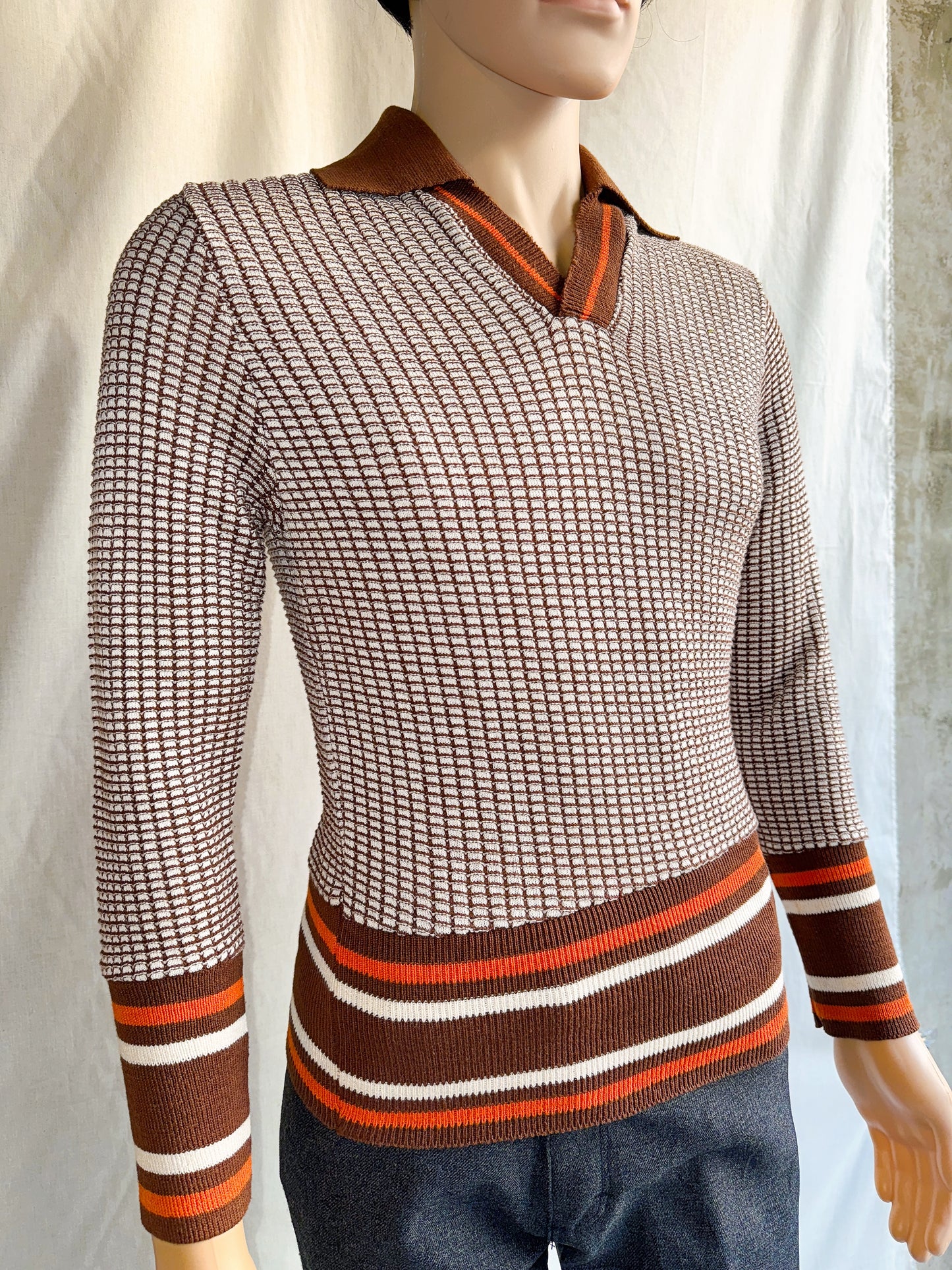 1970s Brown, Orange, White V-Neck Collar Pullover Knit Top