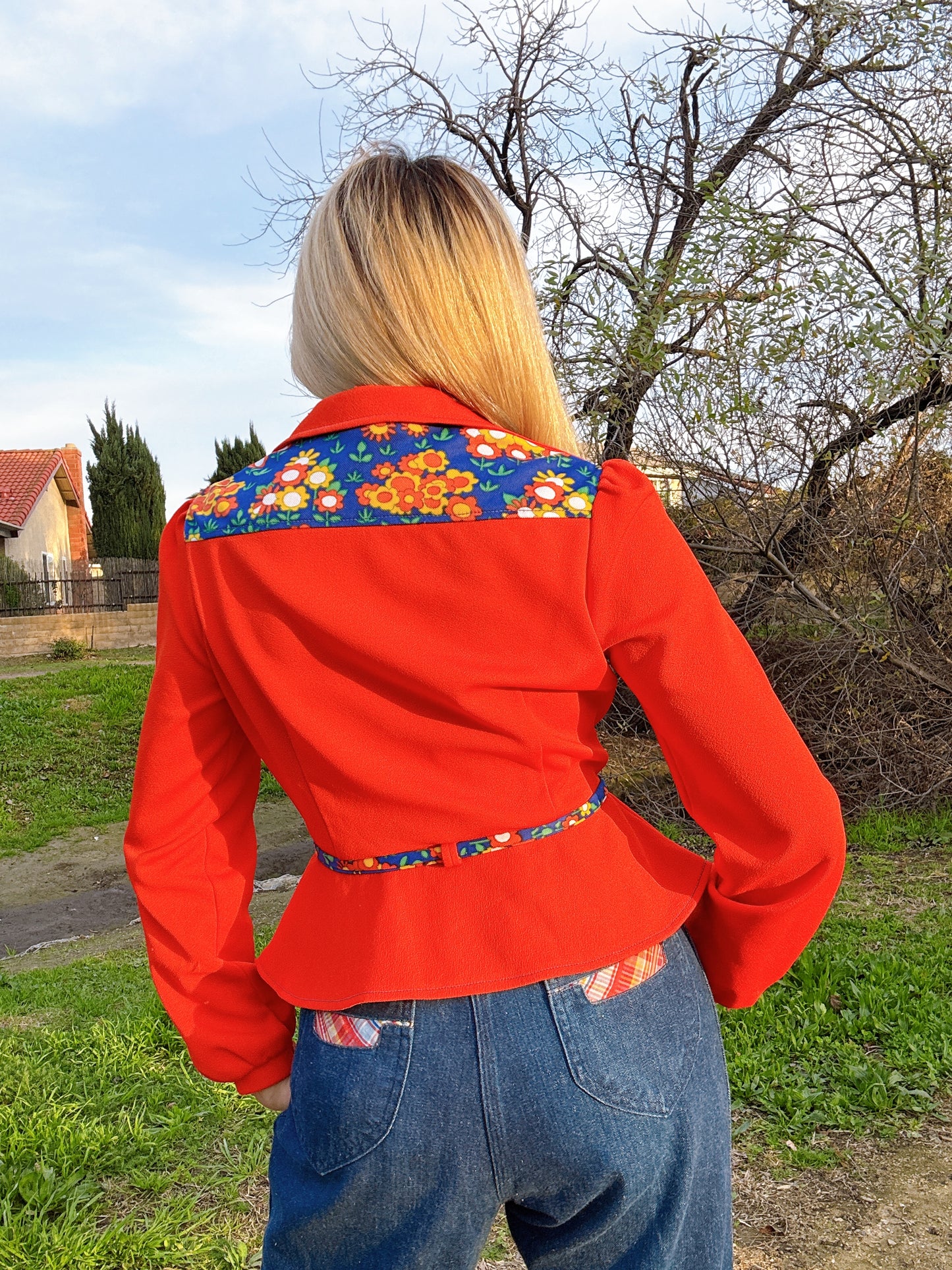 1970s Blue Floral & Red Polyester Peplum Top with Beagle Collar