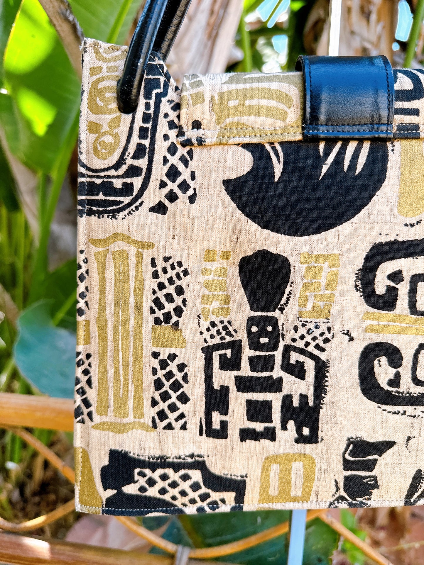 1960s Tiki Print Purse