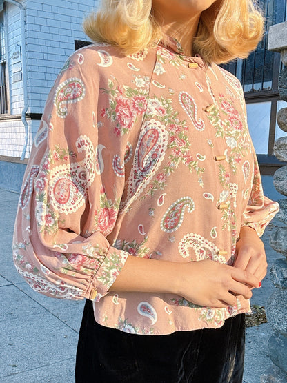 1970s Peach Paisley Dolman Sleeve Mandarin Collar Top