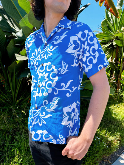 1960s Blue & White Hawaiian Shirt