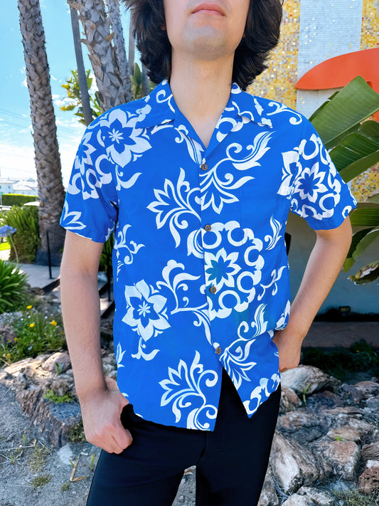 1960s Blue & White Hawaiian Shirt