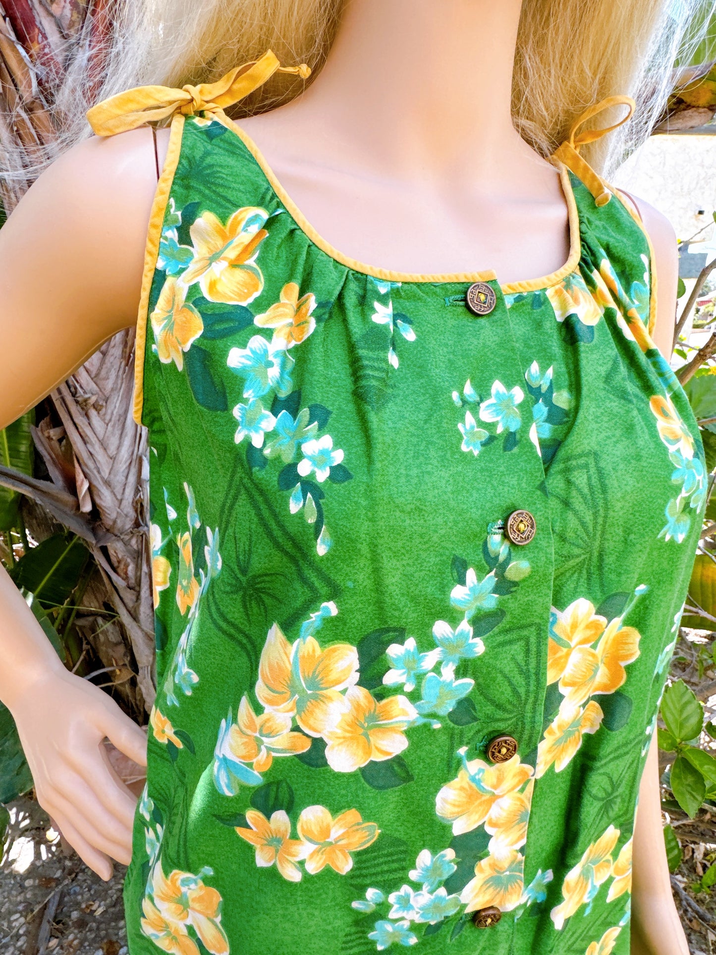 1960s Green & Yellow Hawaiian Mini Dress