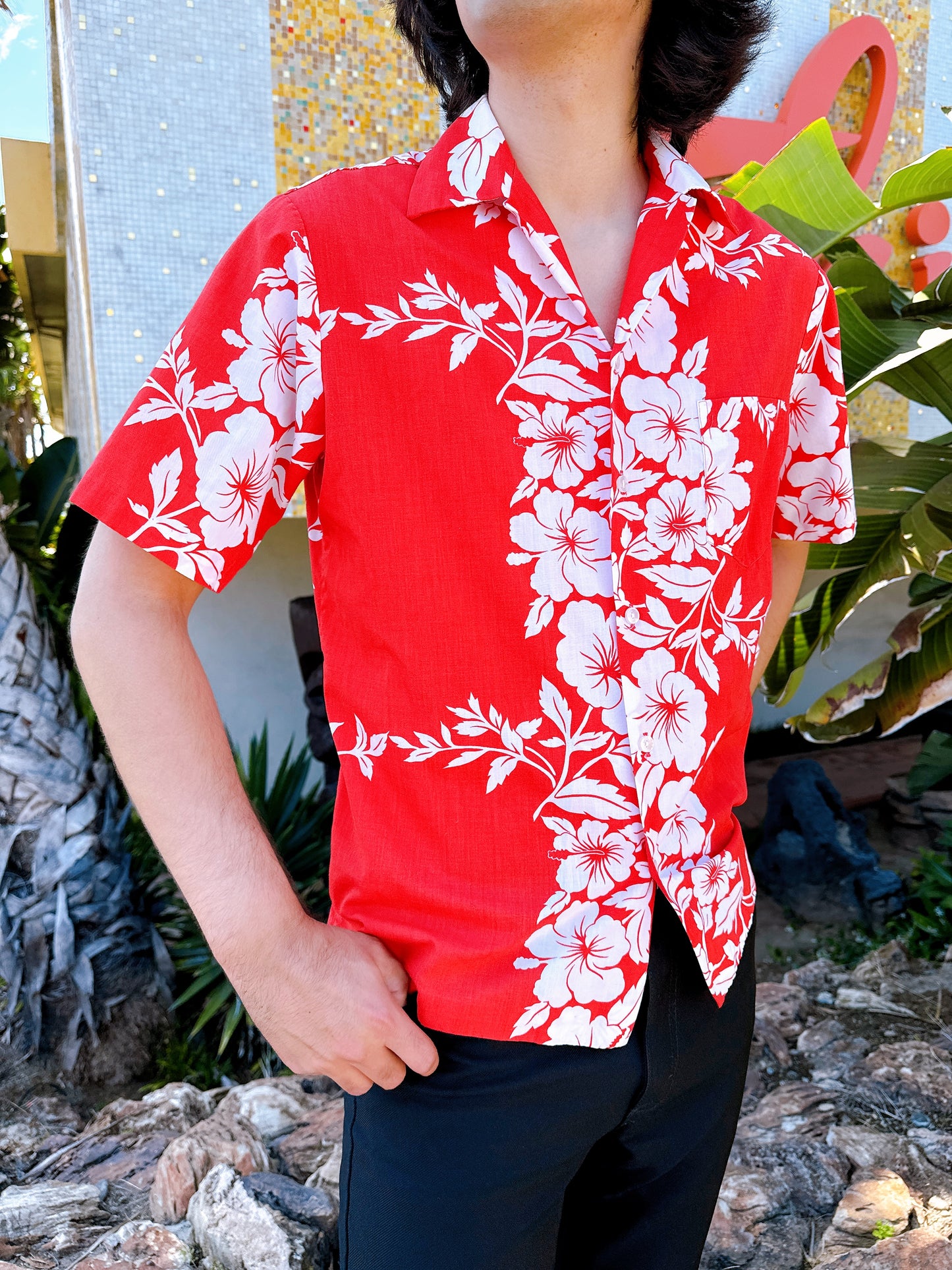 1970s Hilo Hattie Red & White Hawaiian Shirt