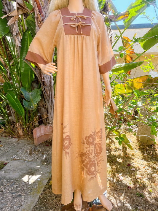 1970s Beige & Brown Hawaiian Maxi Dress