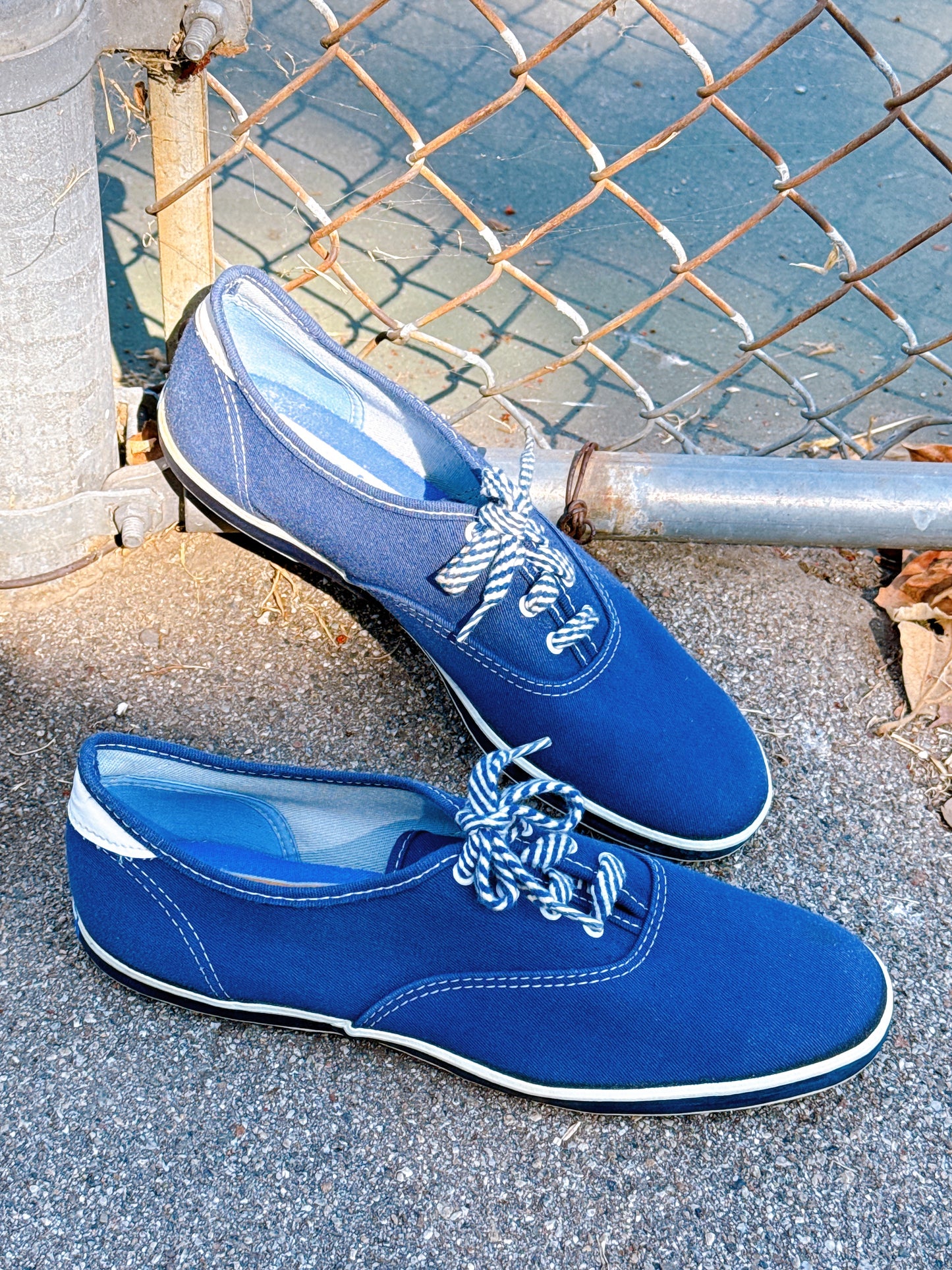 1960s Navy Canvas Super Jeepers Sneakers by Sears Size 7.5