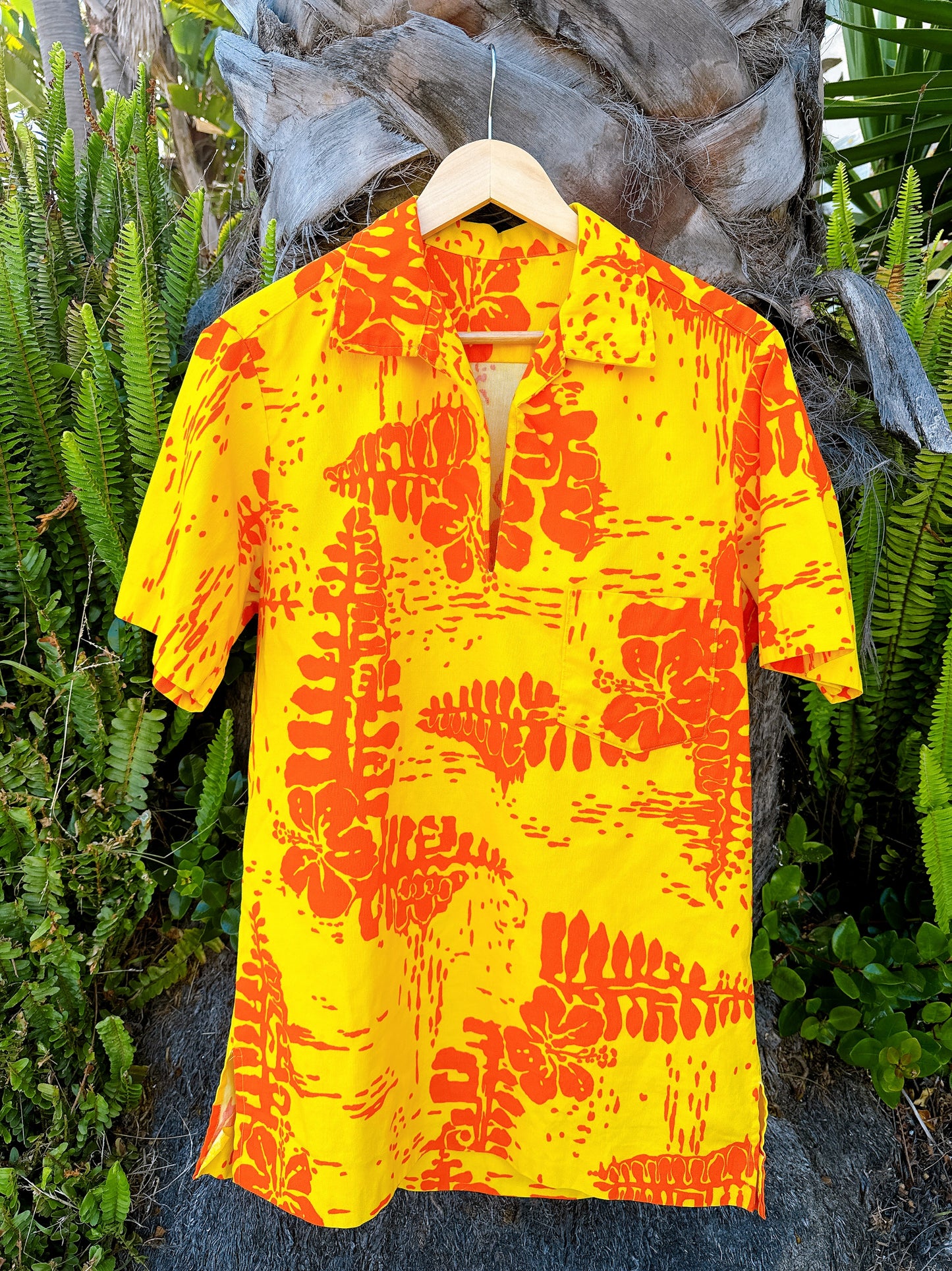 1960s Yellow + Orange Hawaiian Aloha Pullover Top