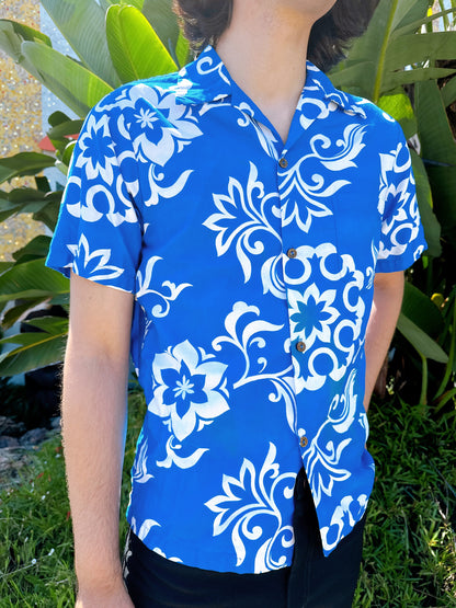 1960s Blue & White Hawaiian Shirt