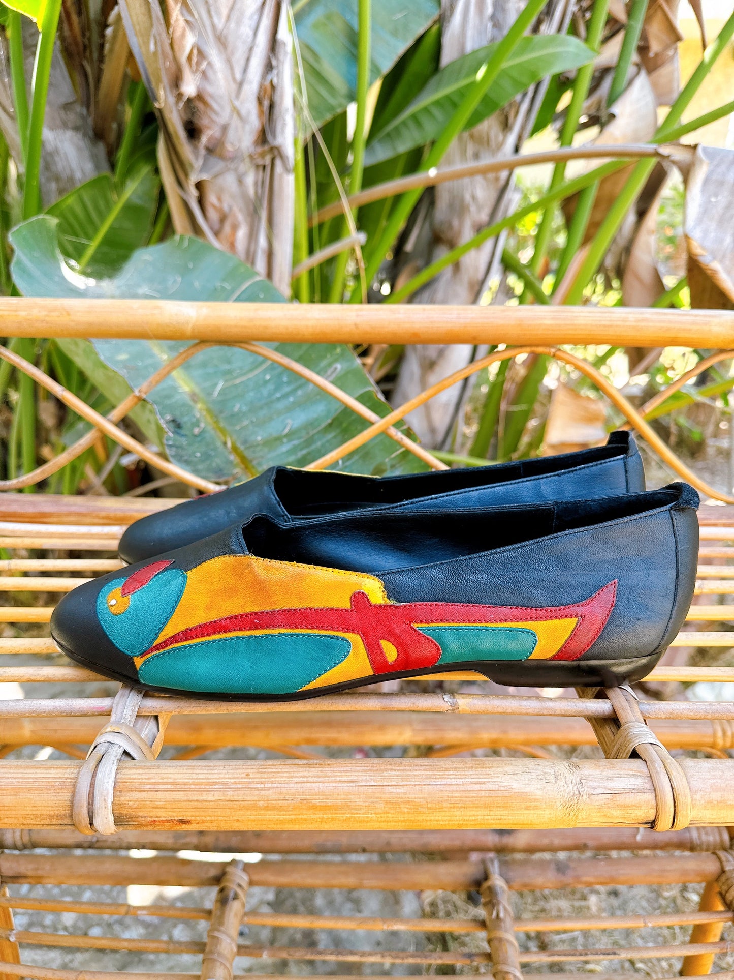 1980s Parrot Bird Novelty Flats