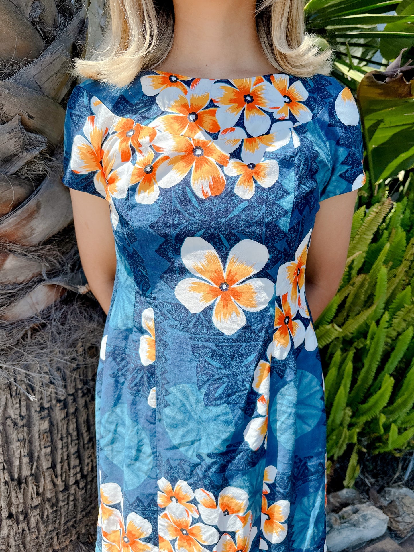 1960s Blue Plumeria Floral Hawaiian Maxi Dress