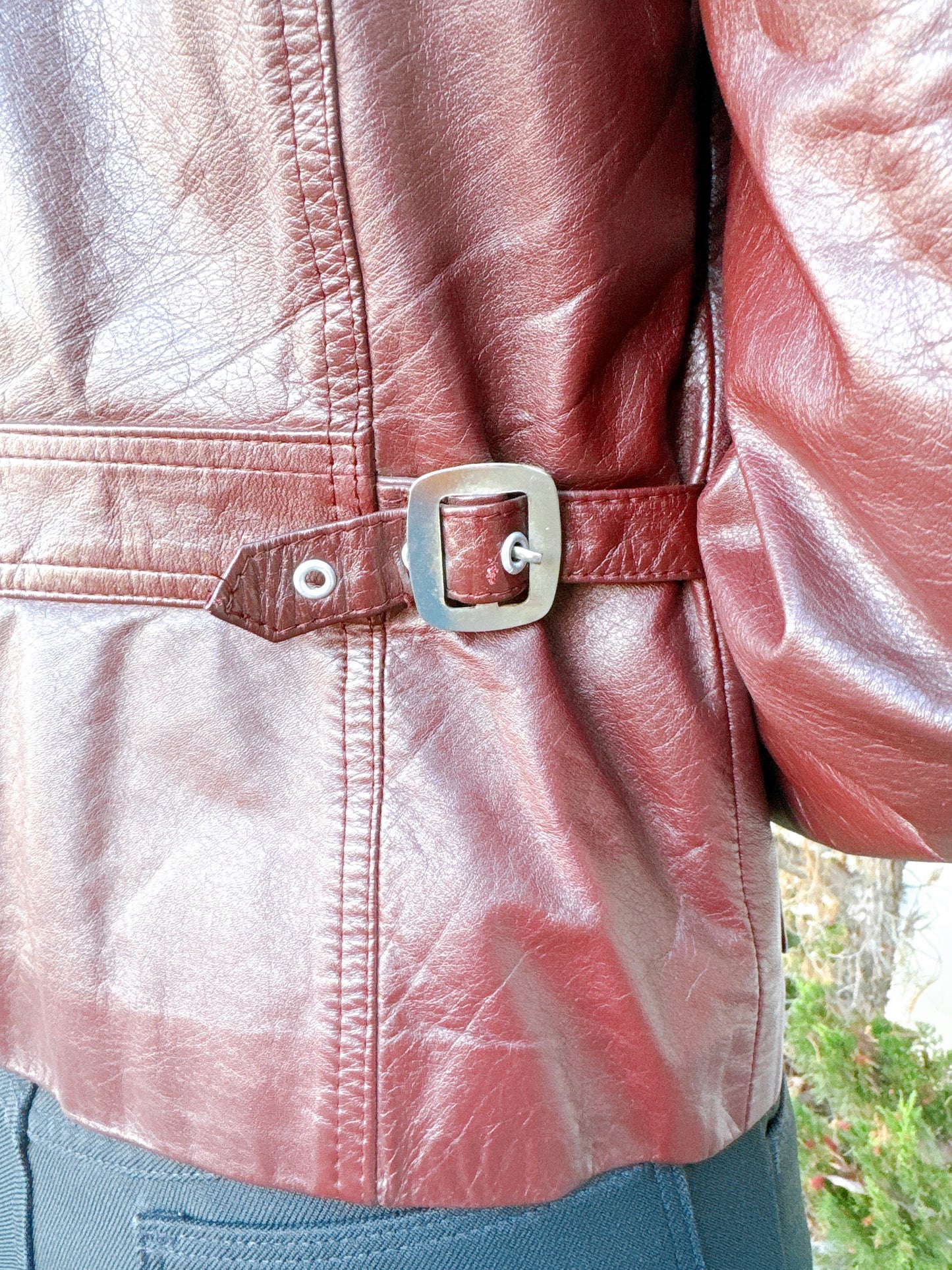 1970s Burgundy Basket Weave Pockets and Metal Zipper Leather Jacket