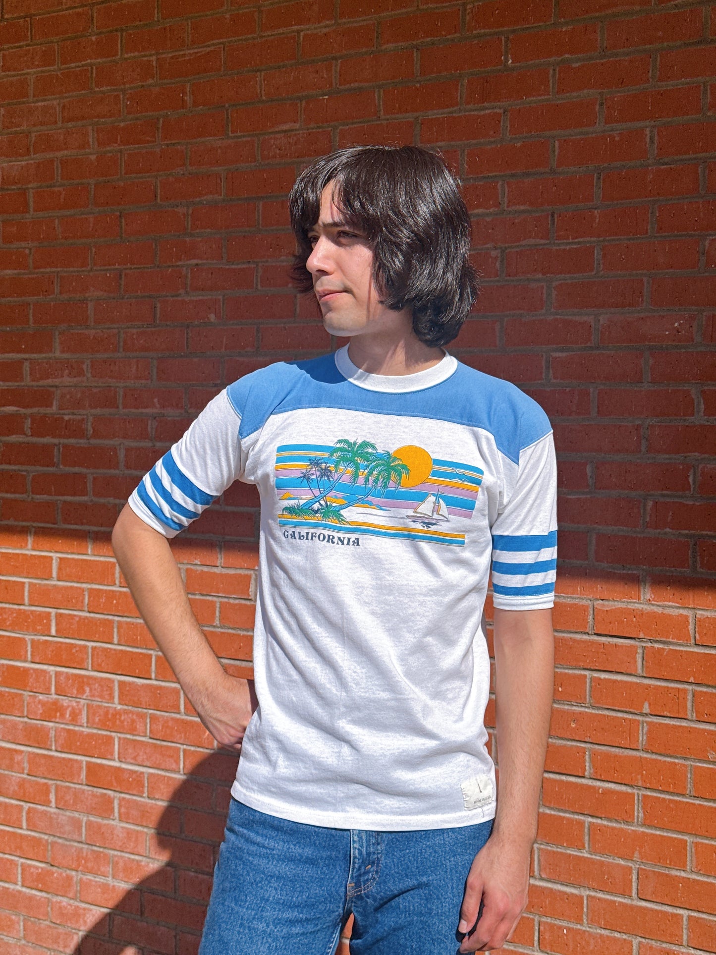 1970s “California” Sunset Novelty Raglan White & Blue T-Shirt