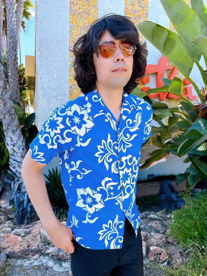 1960s Blue & White Hawaiian Shirt