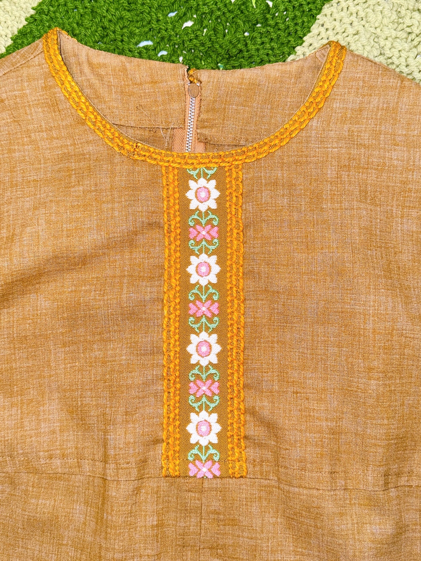 1960s Tan & Floral Embroidery Hippie Mini Shift Dress