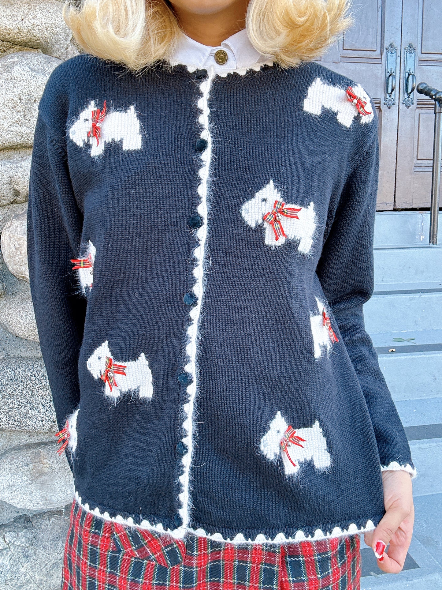 Vintage Scottish Terrier Scottie Dog Novelty Black & White Knit Cardigan