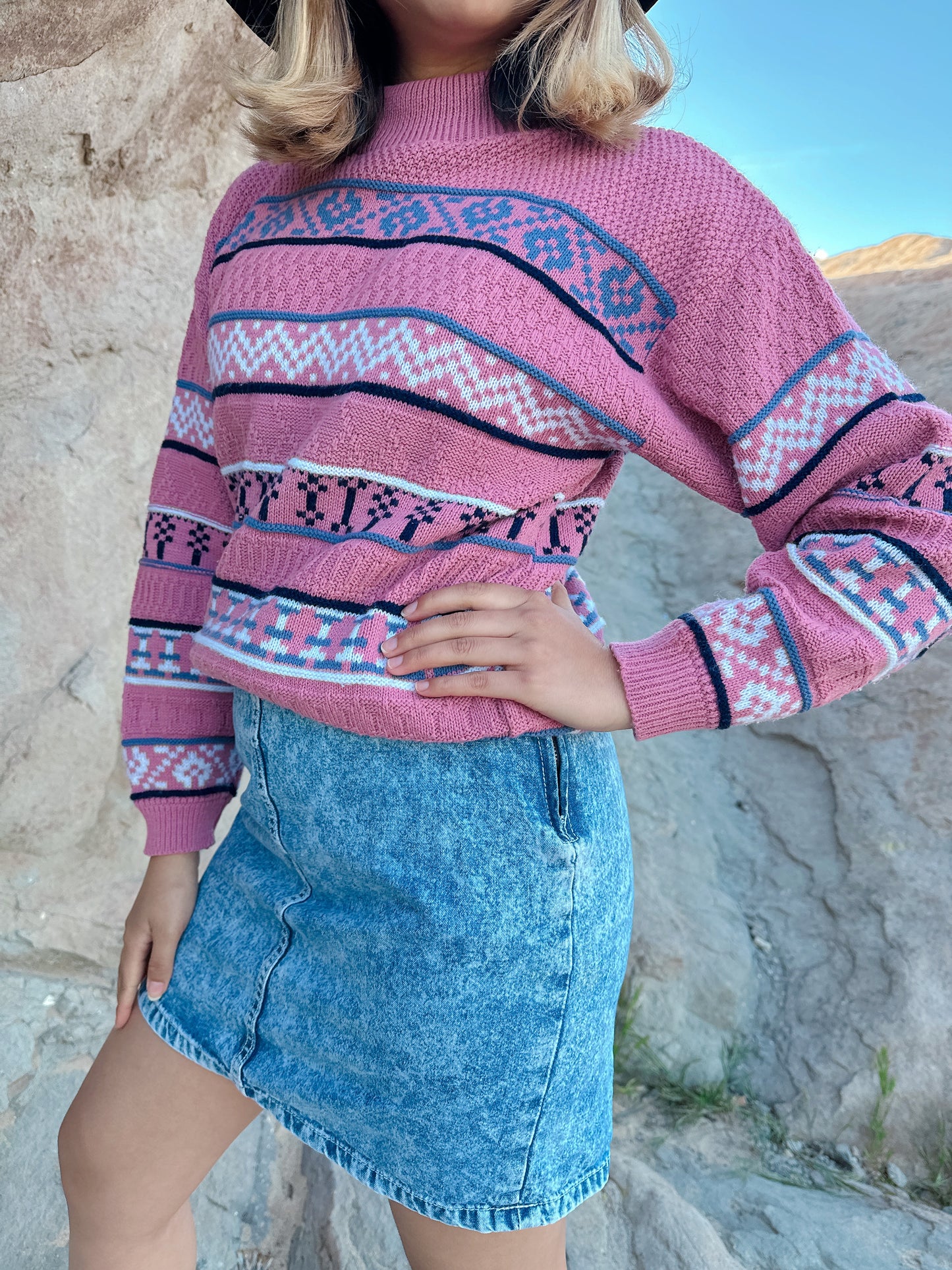 1980s Pastel Pink Sweater