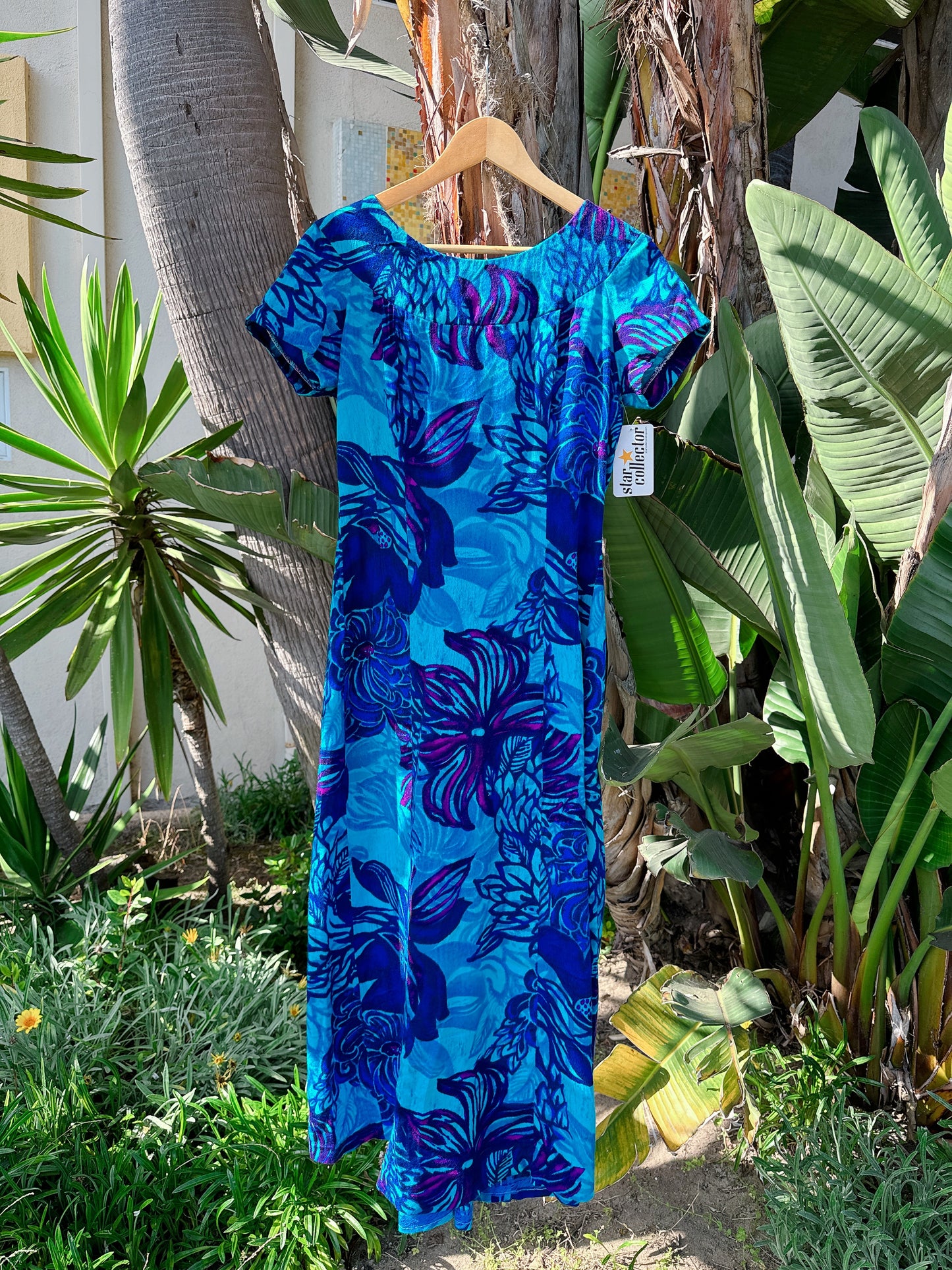 1960s Deep Sea Blue Floral Hawaiian Maxi Dress