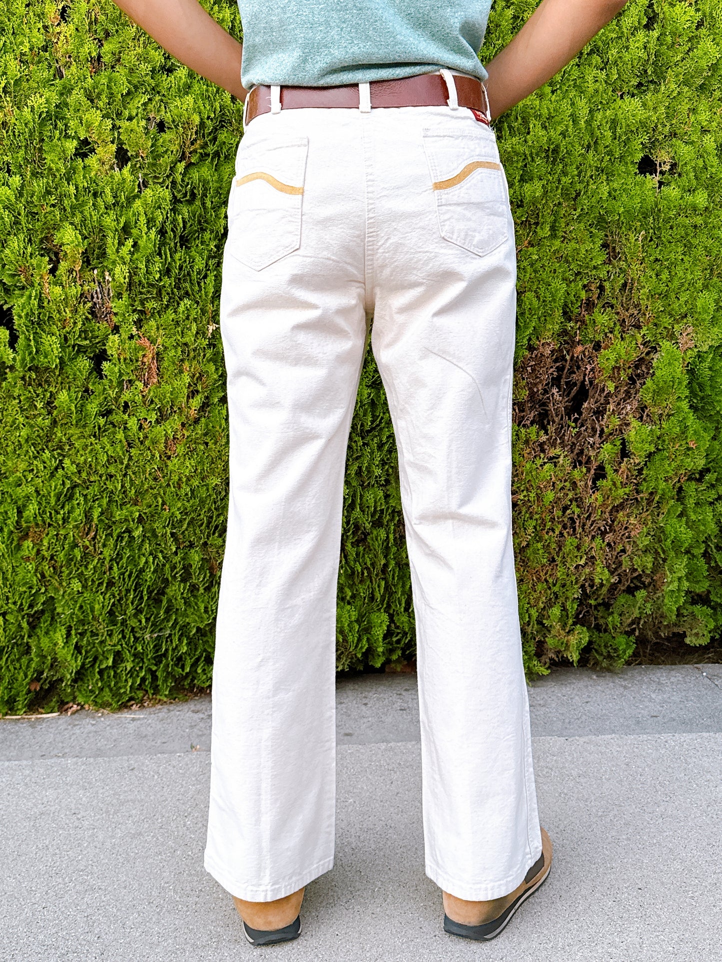 1970s Cream and Yellow Stripe Pocket Wrapid Transit by Wranglers Pants 34 x 32