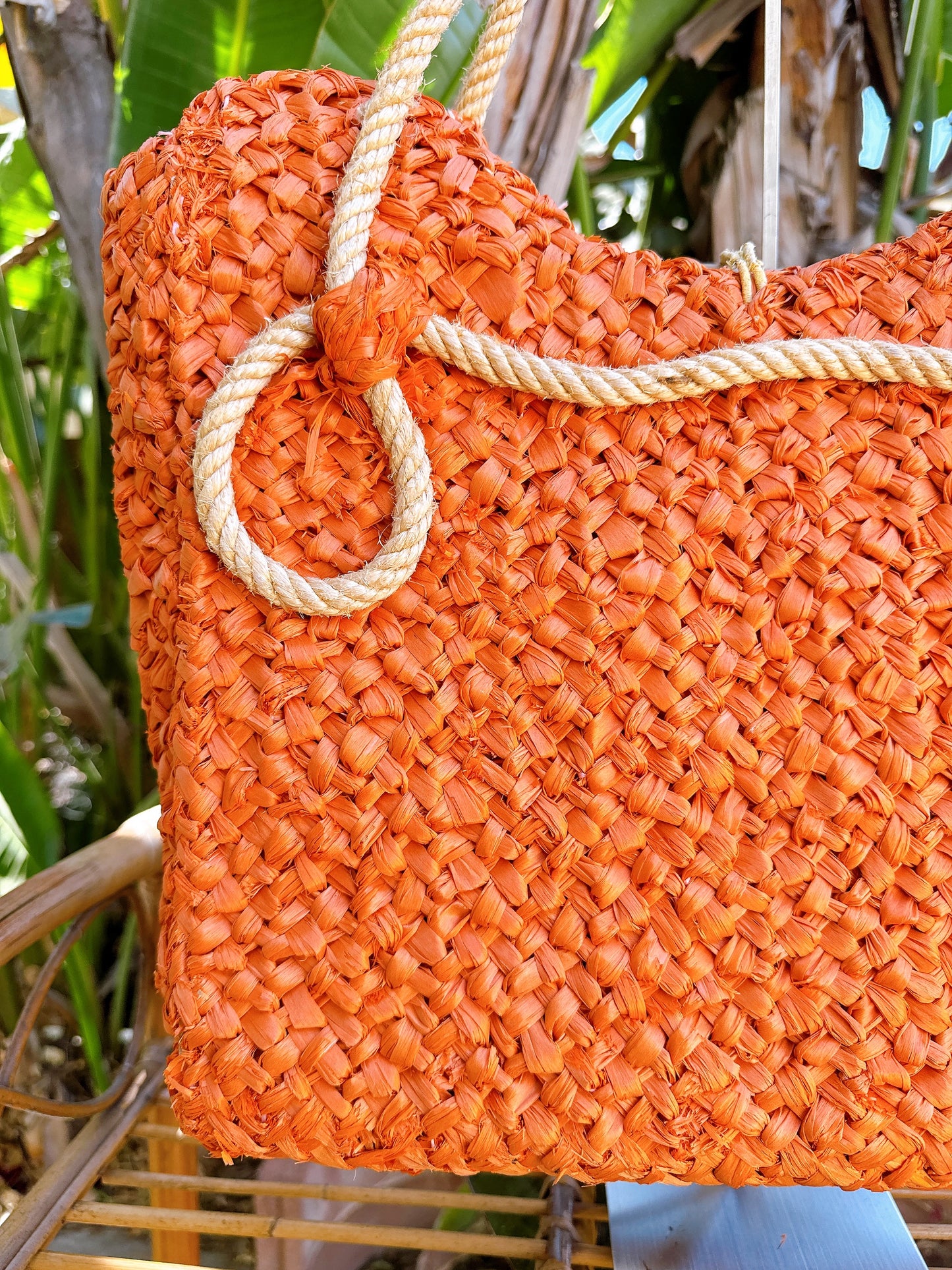 1960s Orange Raffia and Rope Handles Insulated Tote Bag