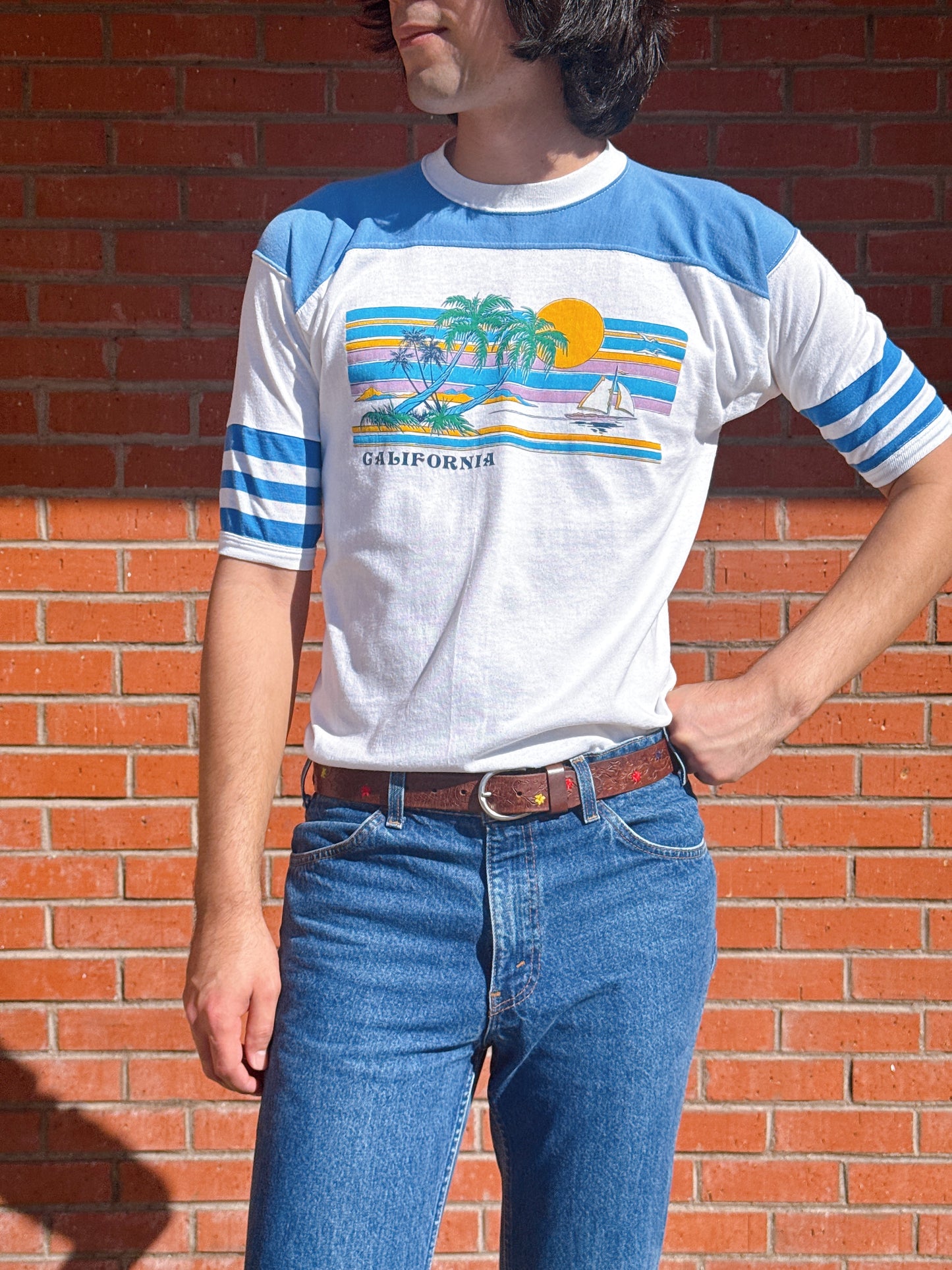 1970s “California” Sunset Novelty Raglan White & Blue T-Shirt