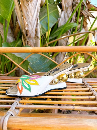 1950s Tropical White and Gold Boomerang Sphere Heel Sandals