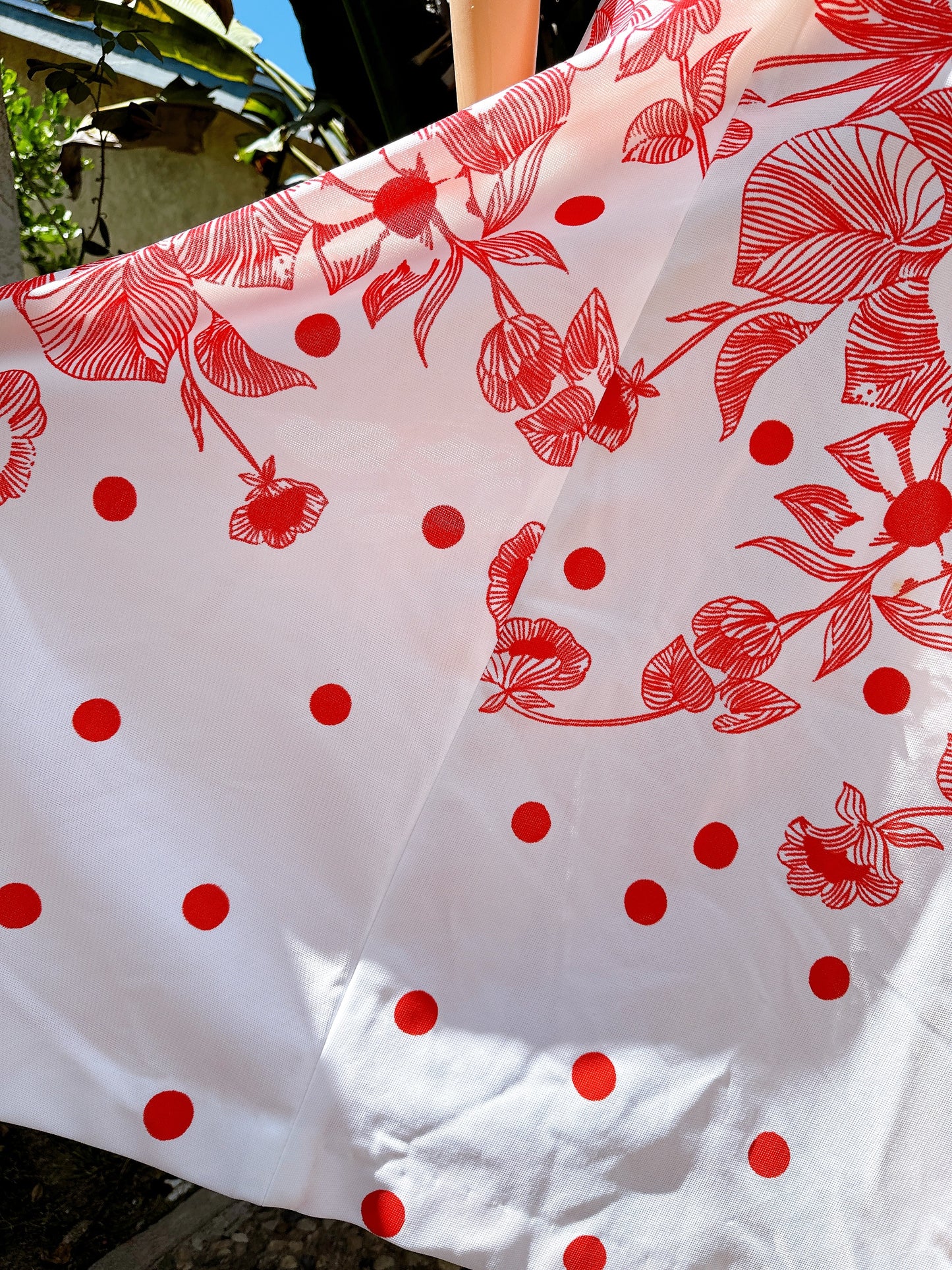 1970s Red & White Floral Placement Button Front Skirt