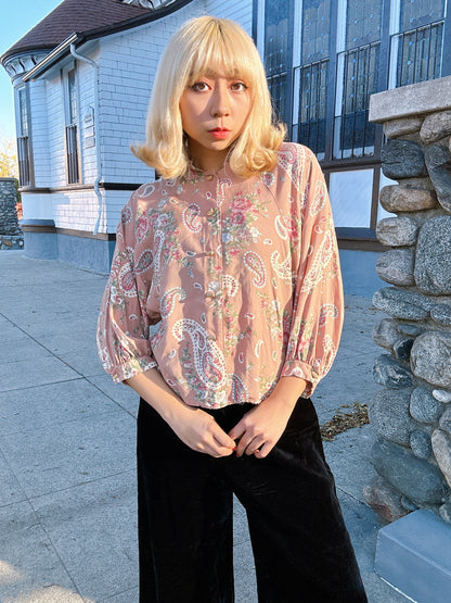 1970s Peach Paisley Dolman Sleeve Mandarin Collar Top