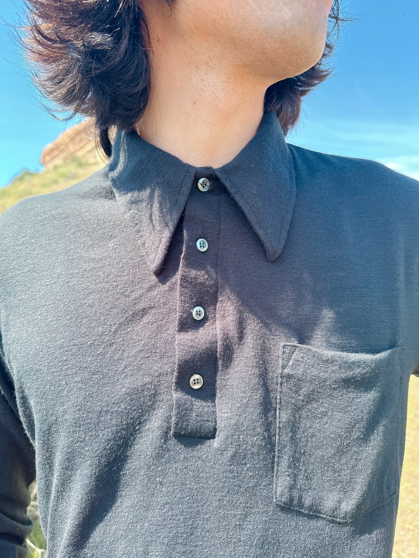 1970s Black Dagger Collar Knit Polo Top