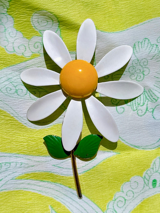 1960s White & Yellow Daisy Flower Power Enamel Pin