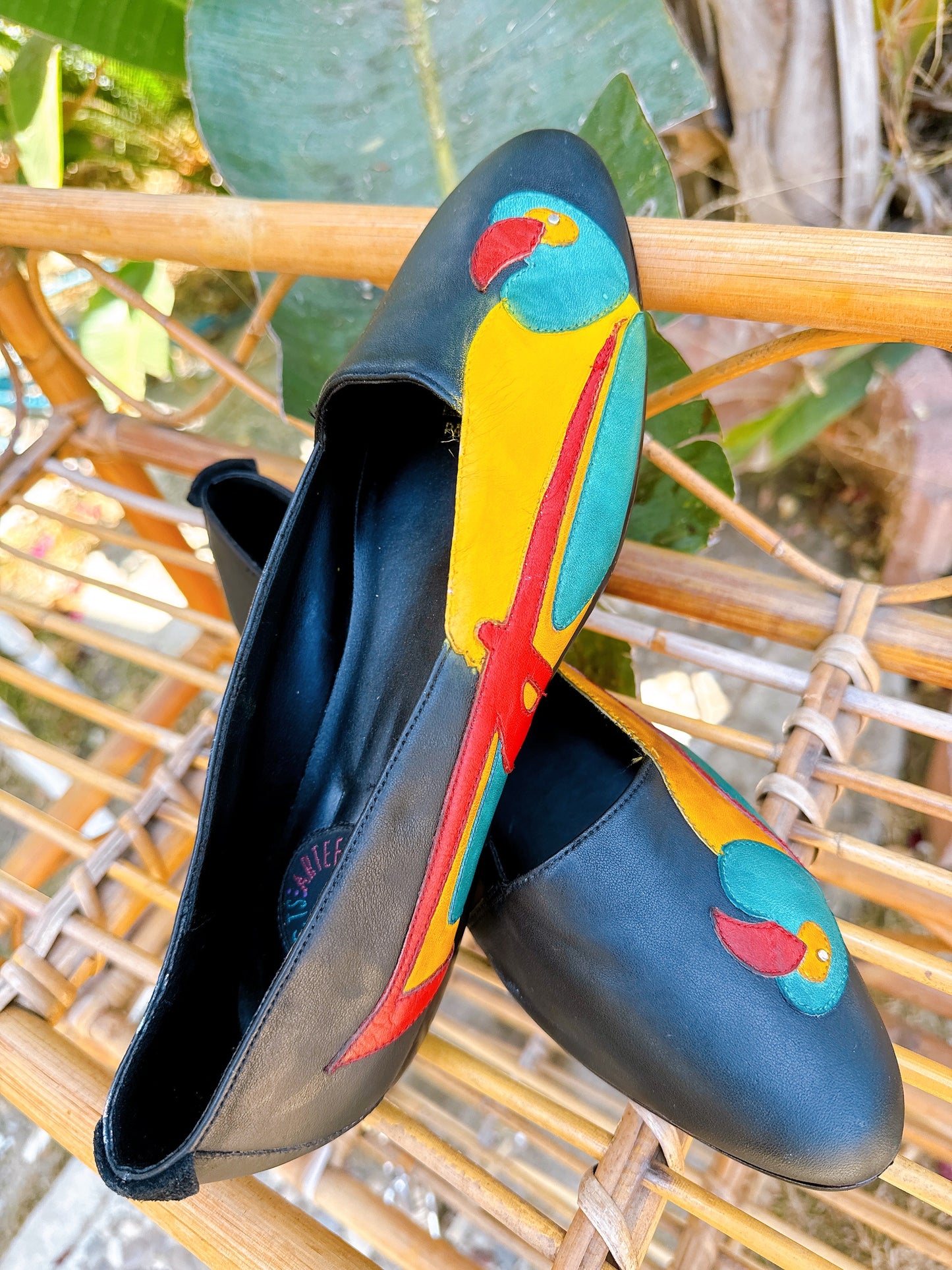 1980s Parrot Bird Novelty Flats