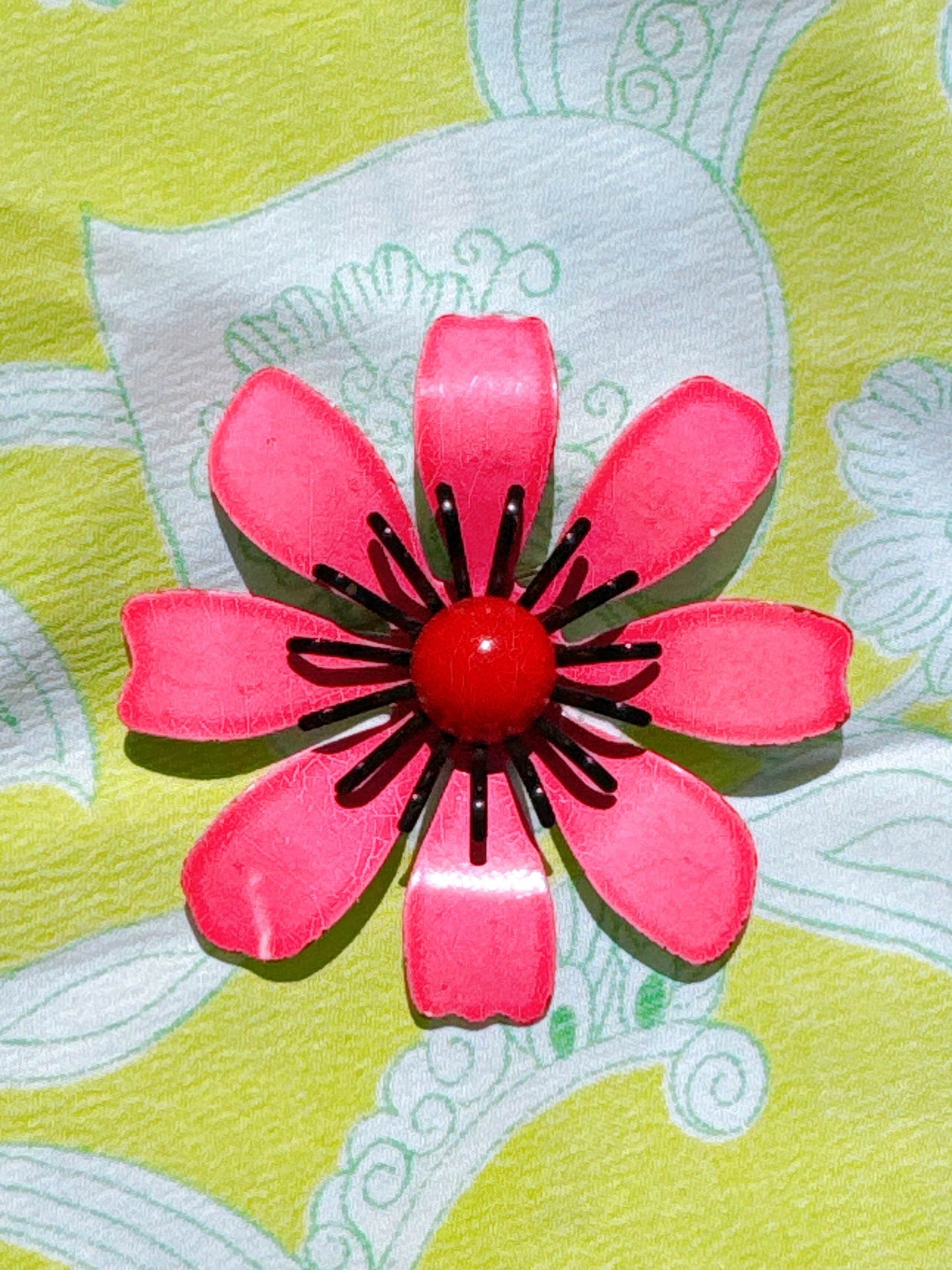 1960s Hot Pink & Black Flower Power Enamel Pin