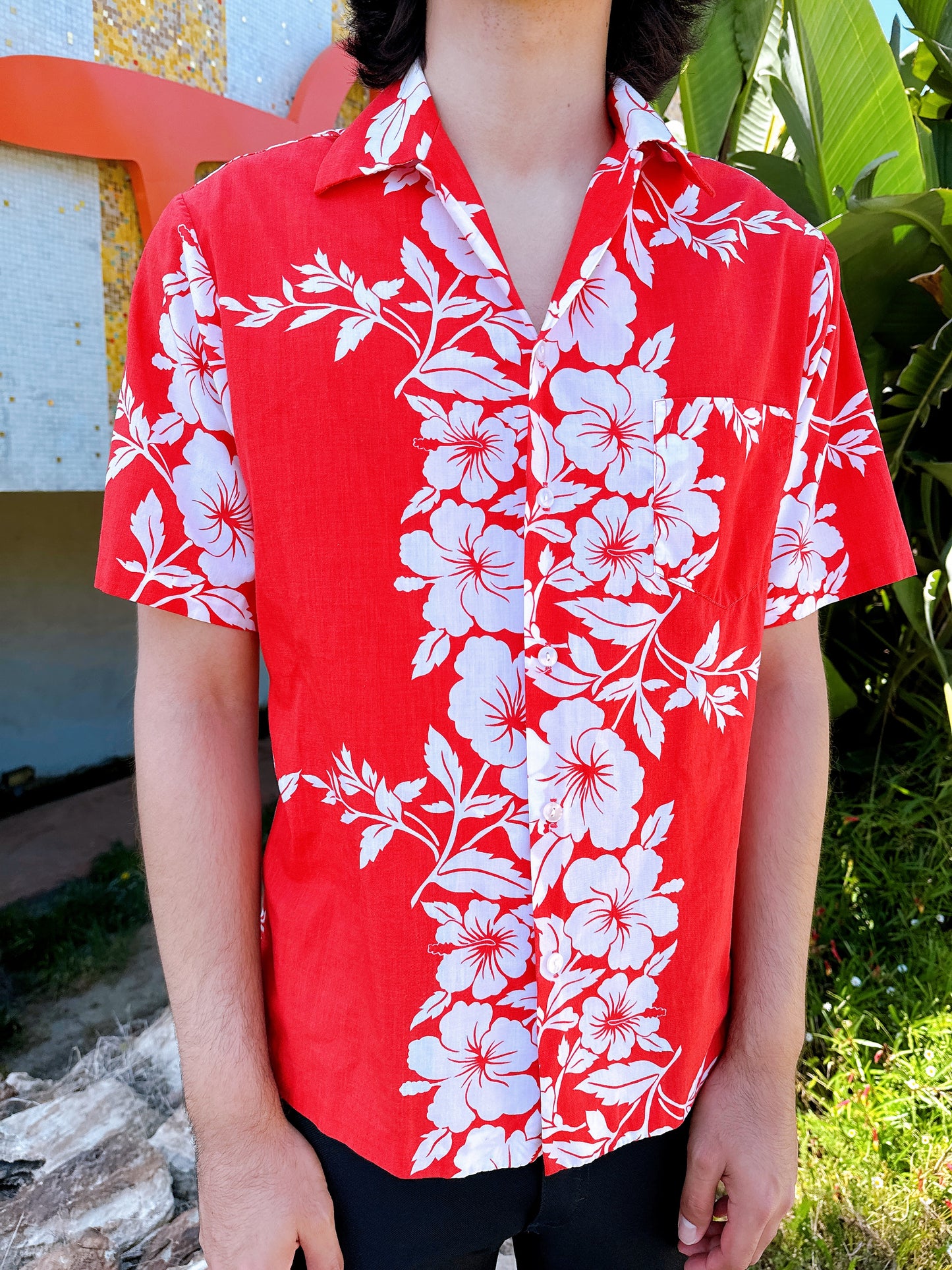 1970s Hilo Hattie Red & White Hawaiian Shirt