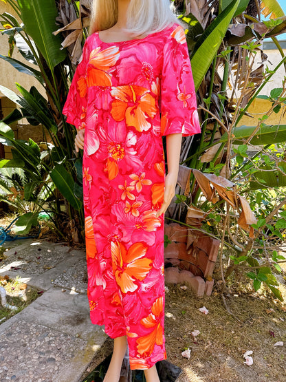 1970s Hot Pink Hibiscus Flutter Sleeve Hawaiian Maxi Dress