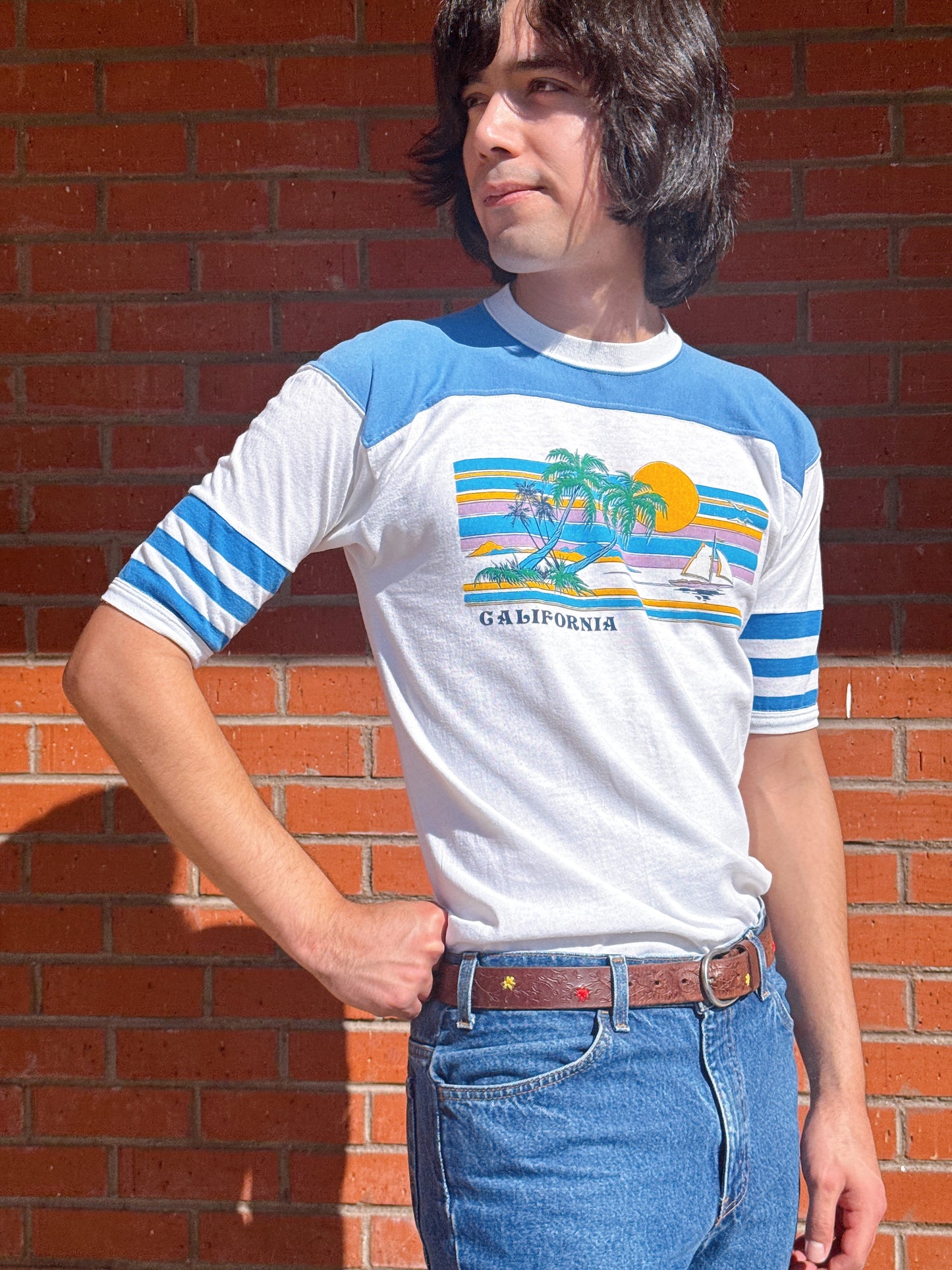 1970s “California” Sunset Novelty Raglan White & Blue T-Shirt