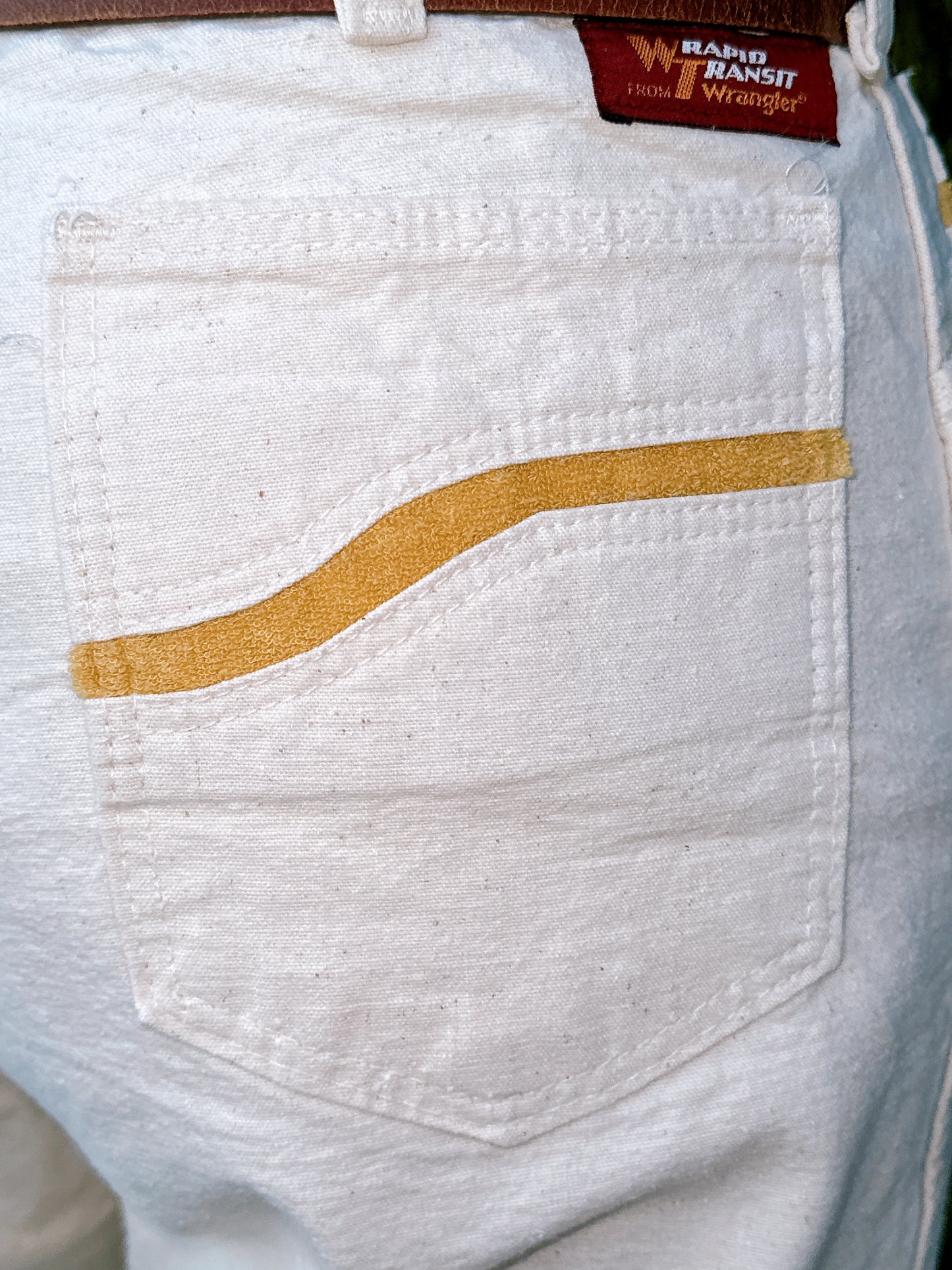 1970s Cream and Yellow Stripe Pocket Wrapid Transit by Wranglers Pants 34 x 32