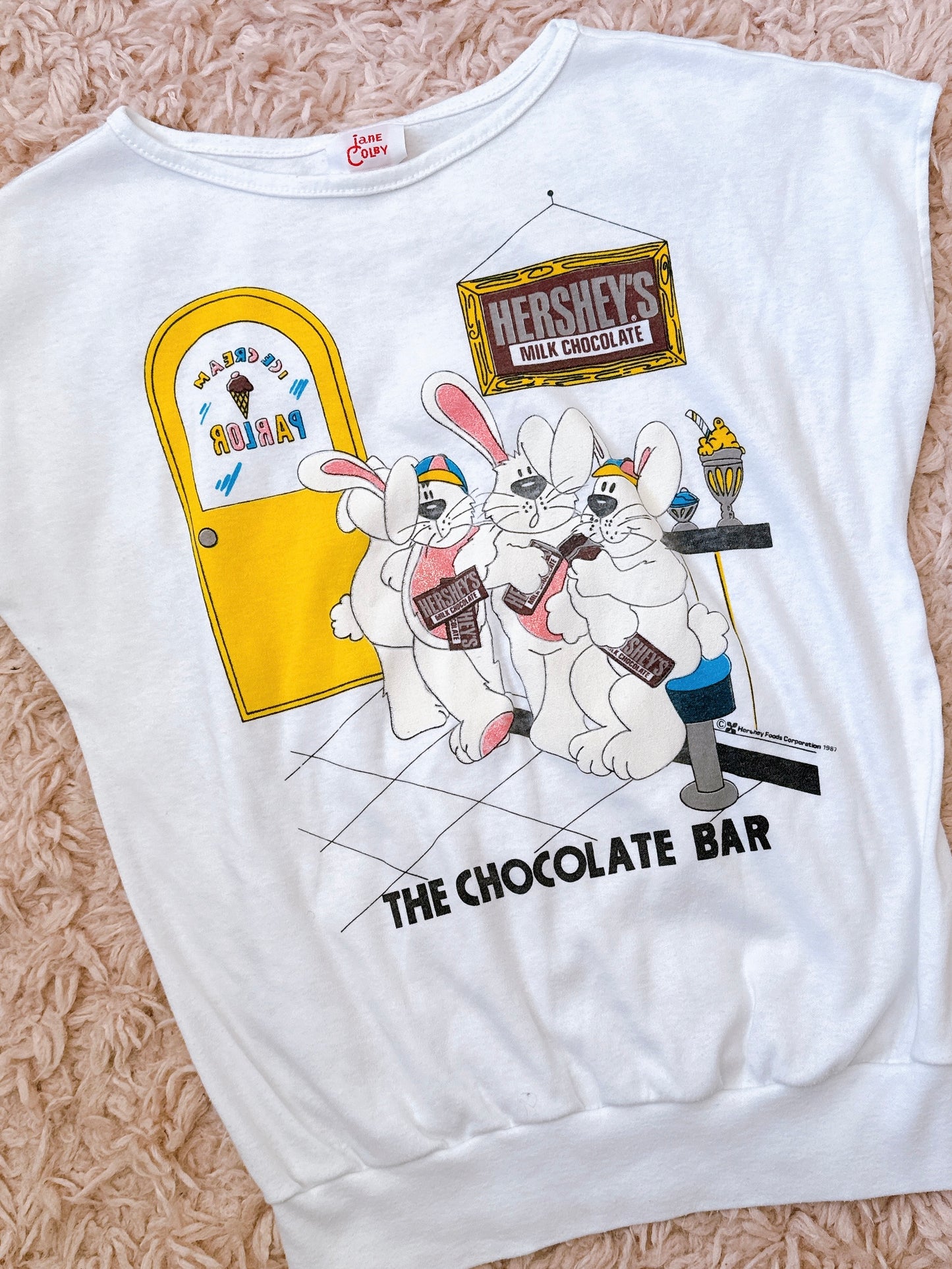 1980s “The Chocolate Bar” Hershey Milk Chocolate Novelty Tank T-Shirt