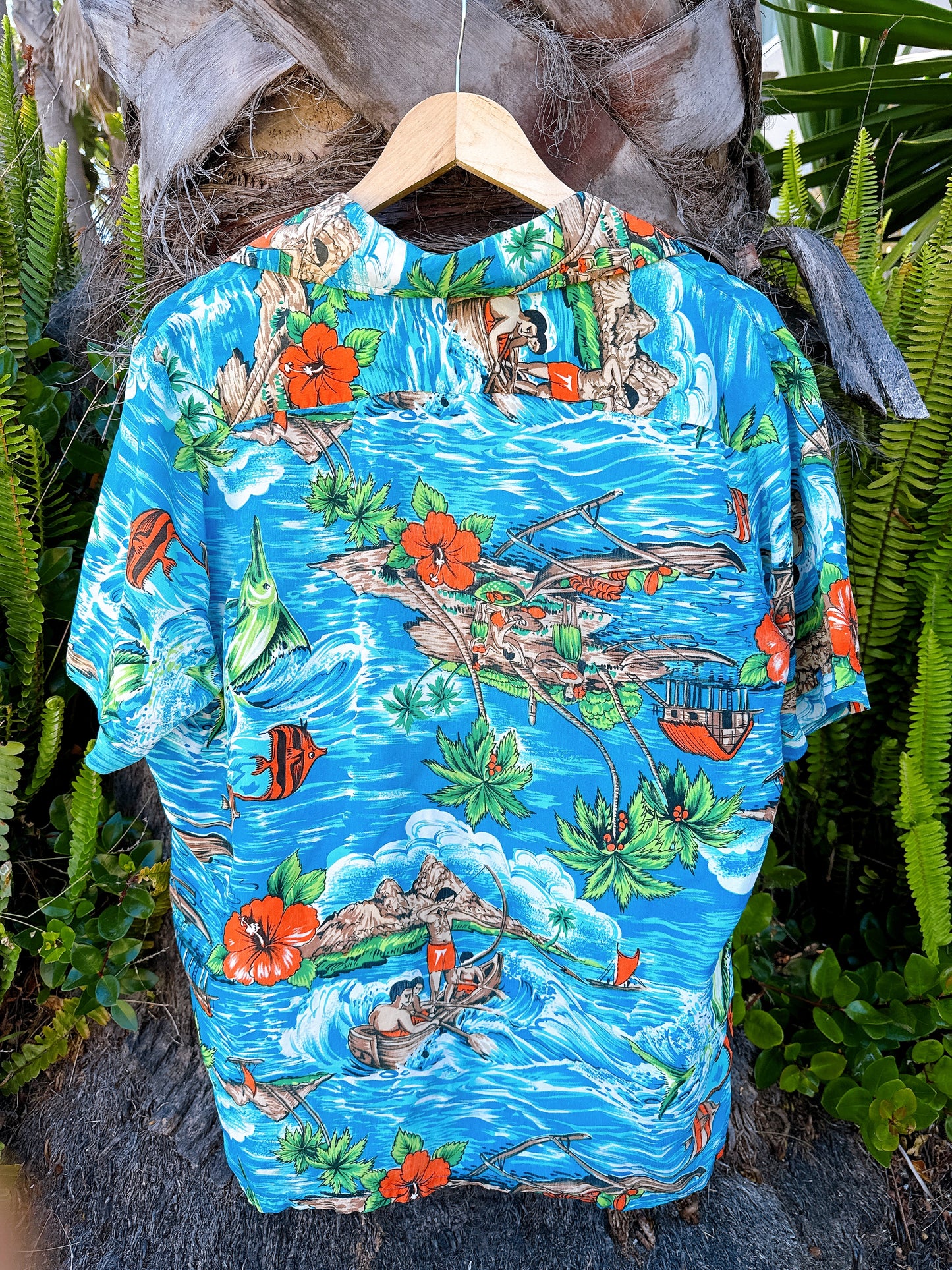 1960s Hawaiian Island Sleeve Water Rayon Hawaiian Shirt